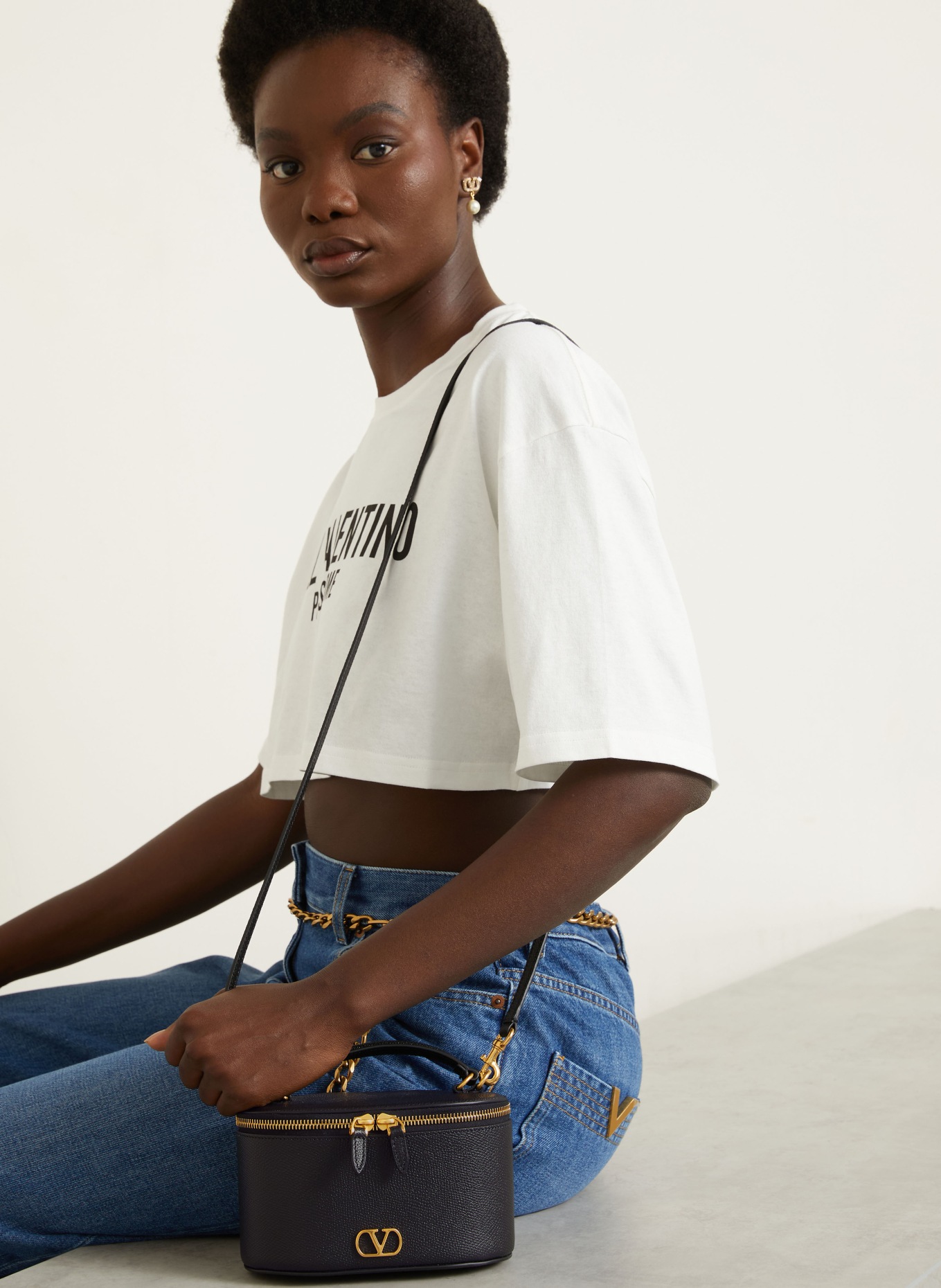 VALENTINO GARAVANI Umhängetasche: SCHWARZ / GOLD