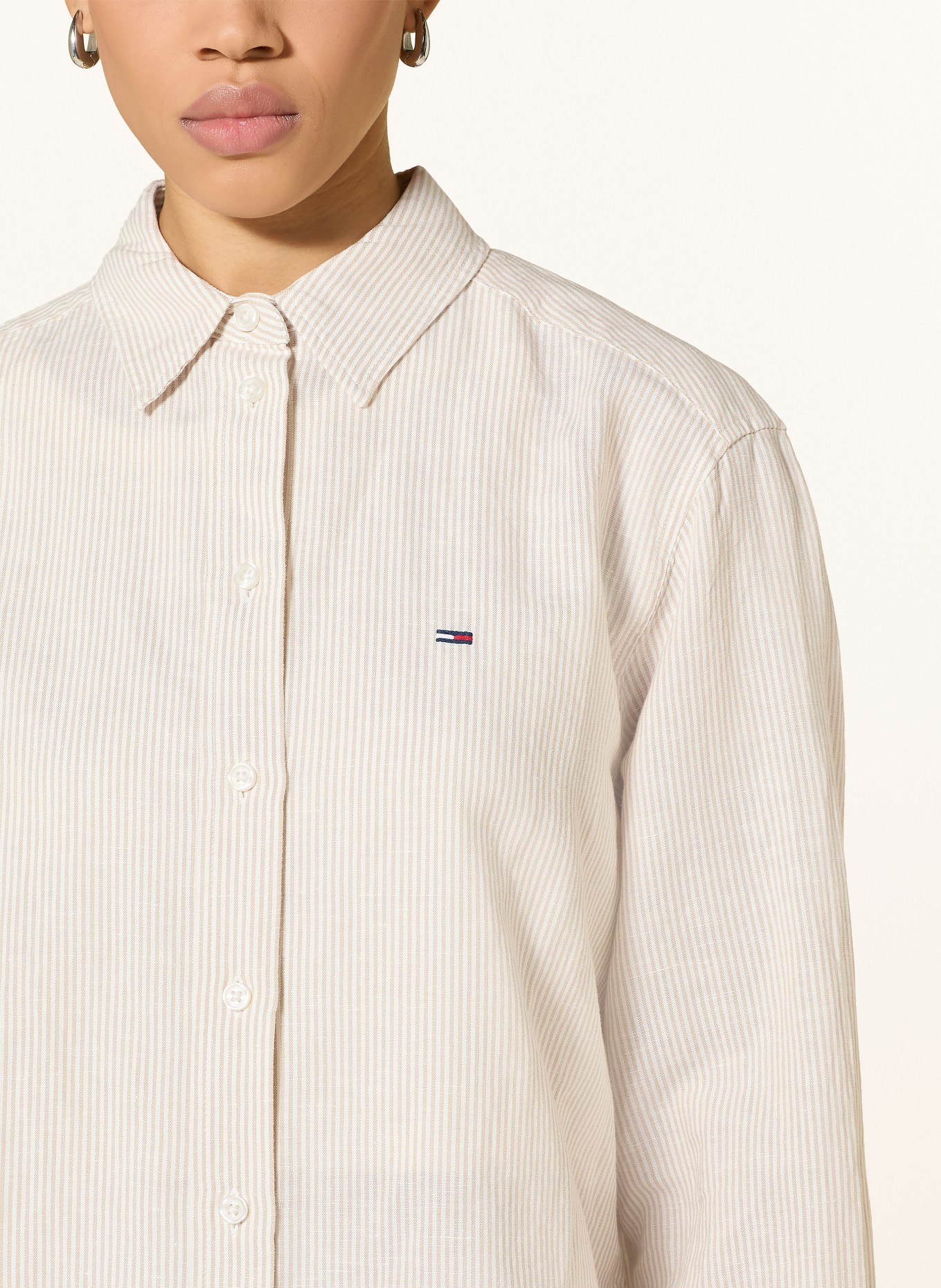 TOMMY JEANS Overhemdblouse met linnen: BEIGE / WIT