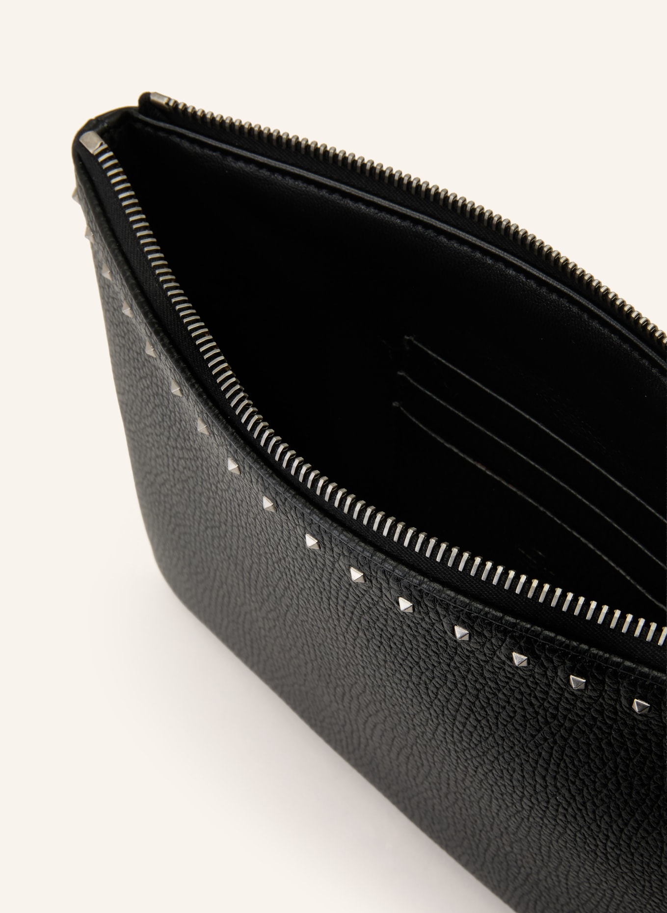 VALENTINO GARAVANI Clutch ROCKSTUD met studs: ZWART / ZILVER