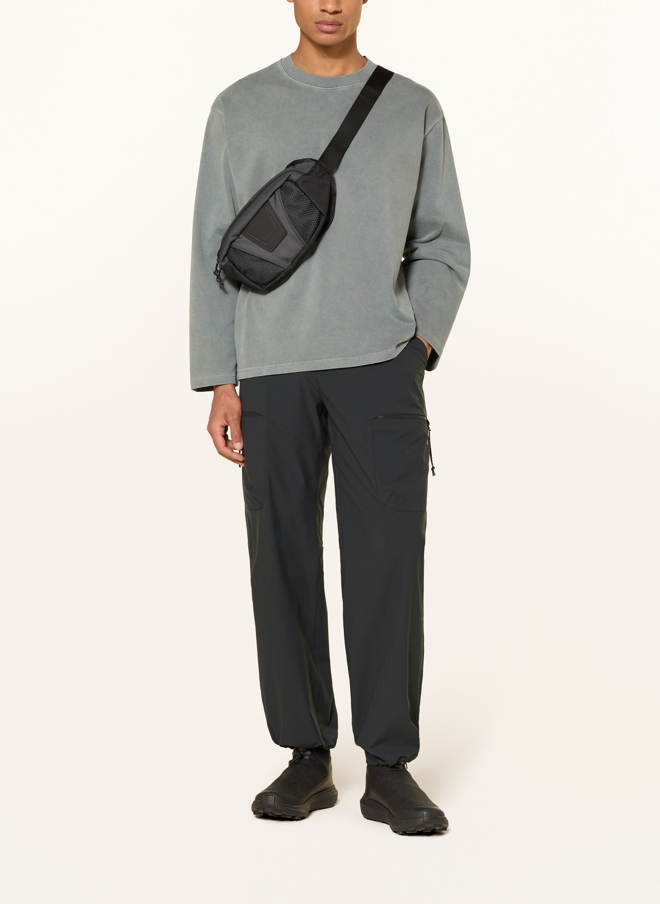 66°NORTH Sweatshirt LOGN: GRIJS