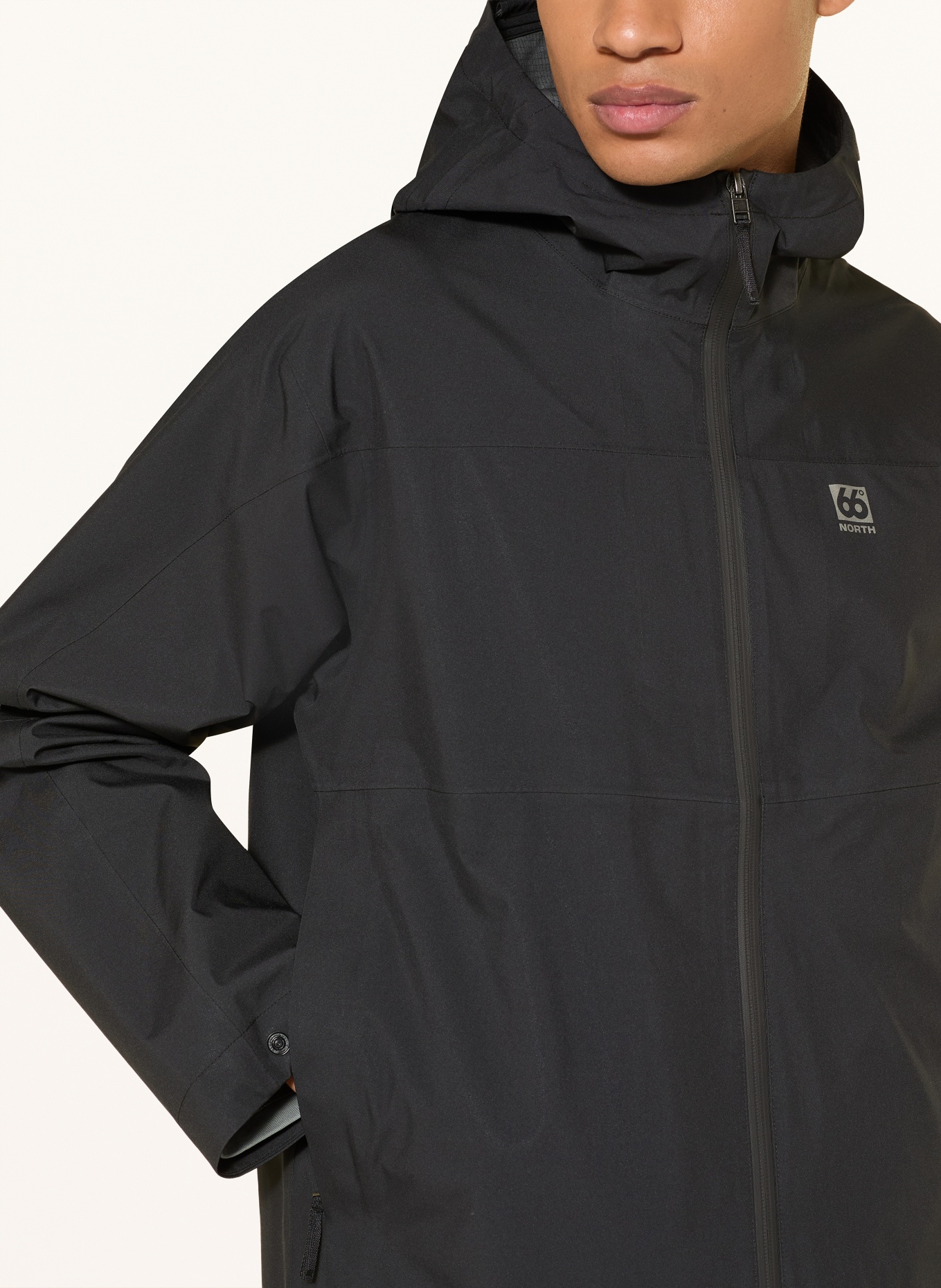 66°NORTH Regenjas ADALVIK: ZWART