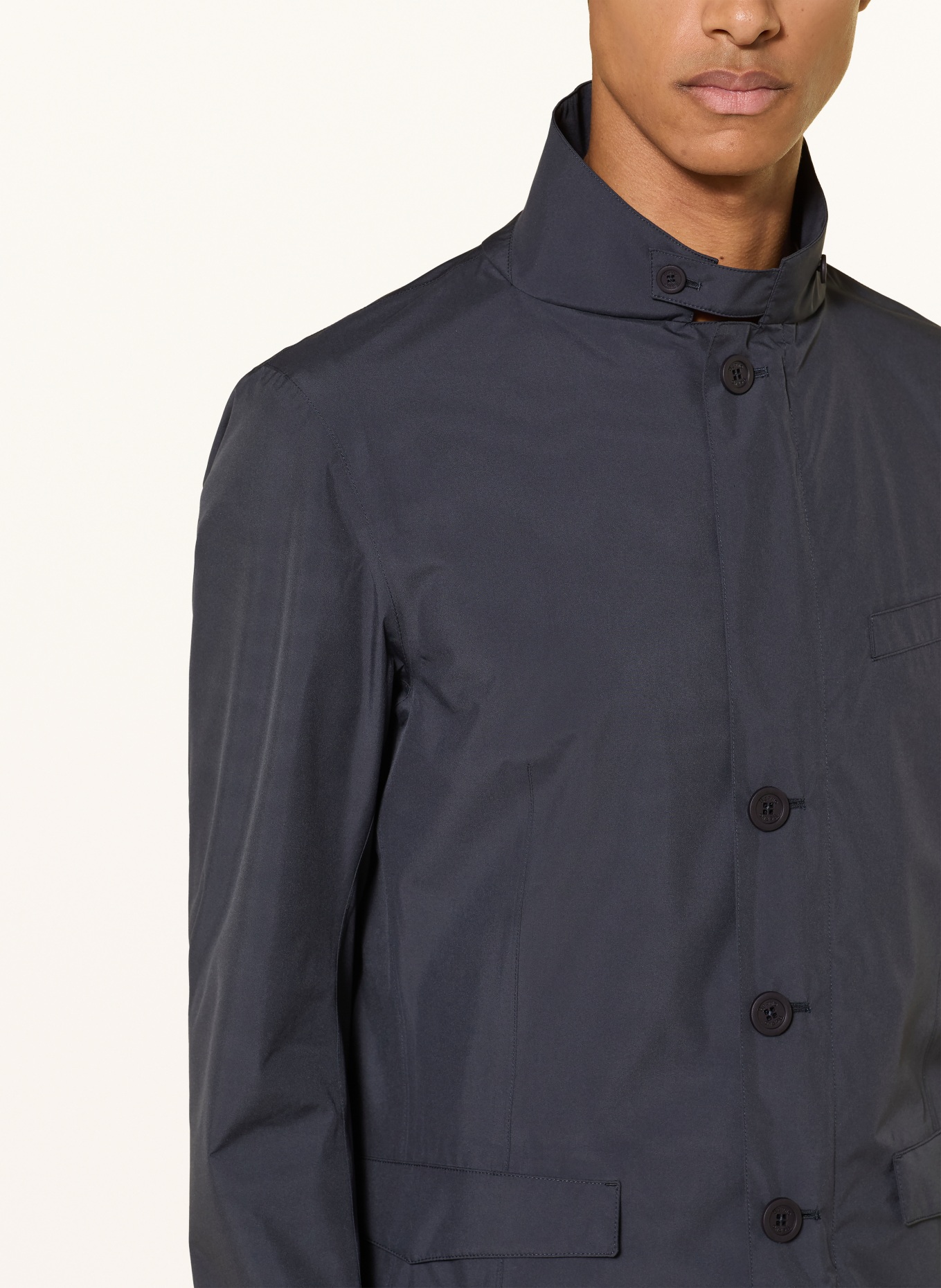 HERNO veste fonctionnelle: BLEU FONCÉ
