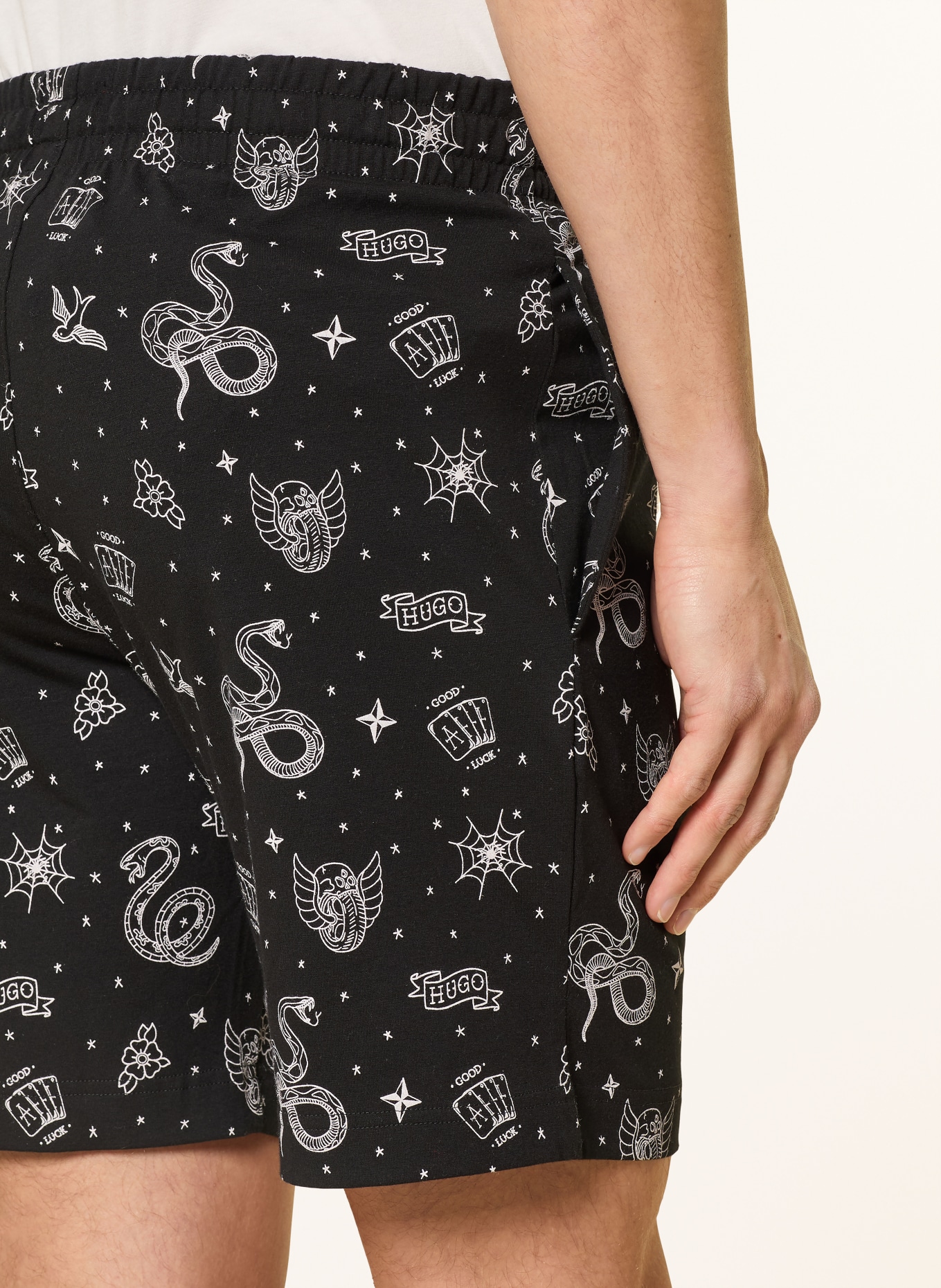 HUGO Spodenki do spania ROY: CZARNY / BIAŁY