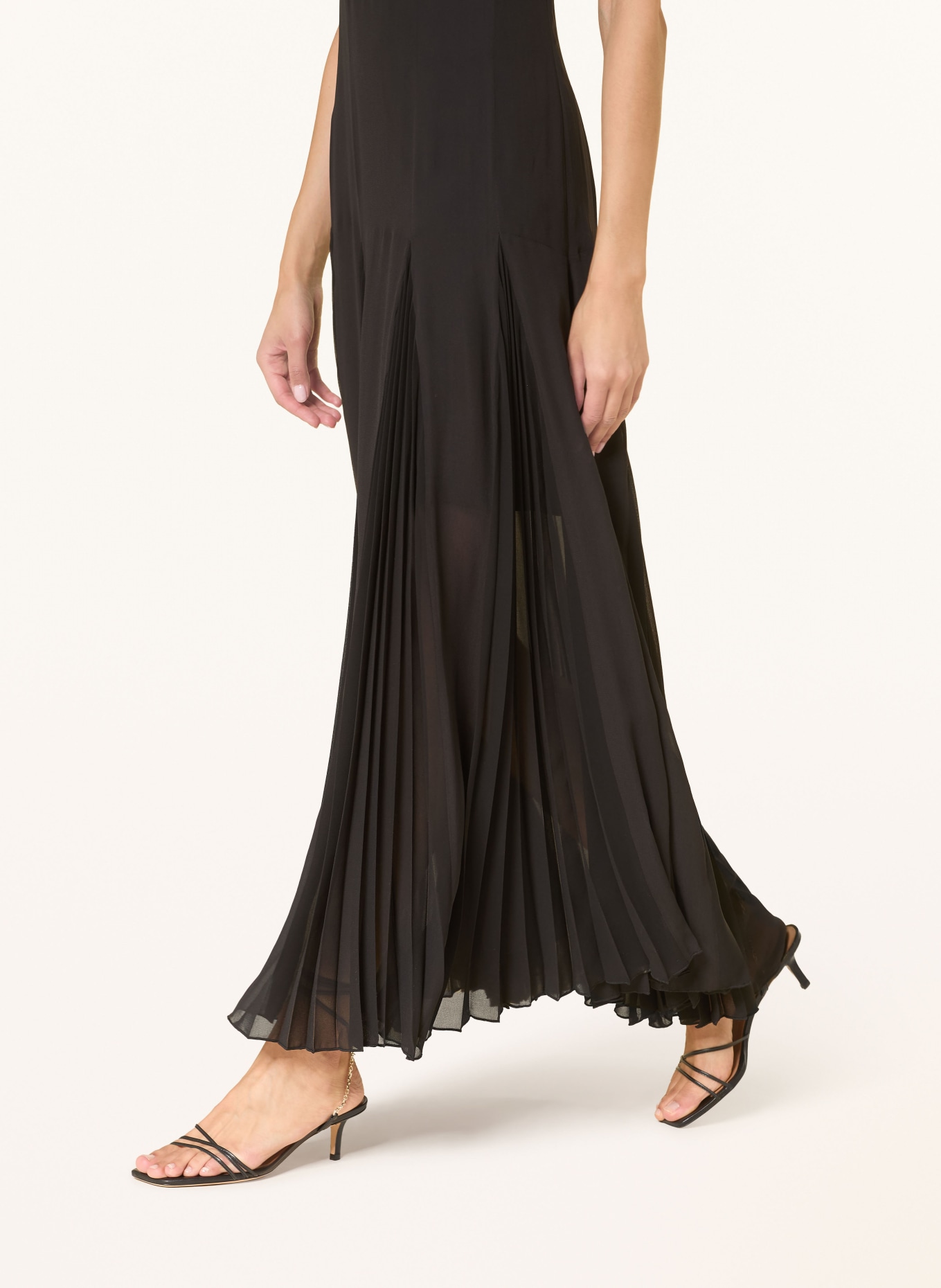 BOSS Sukienka DAVORA z plisami: CZARNY