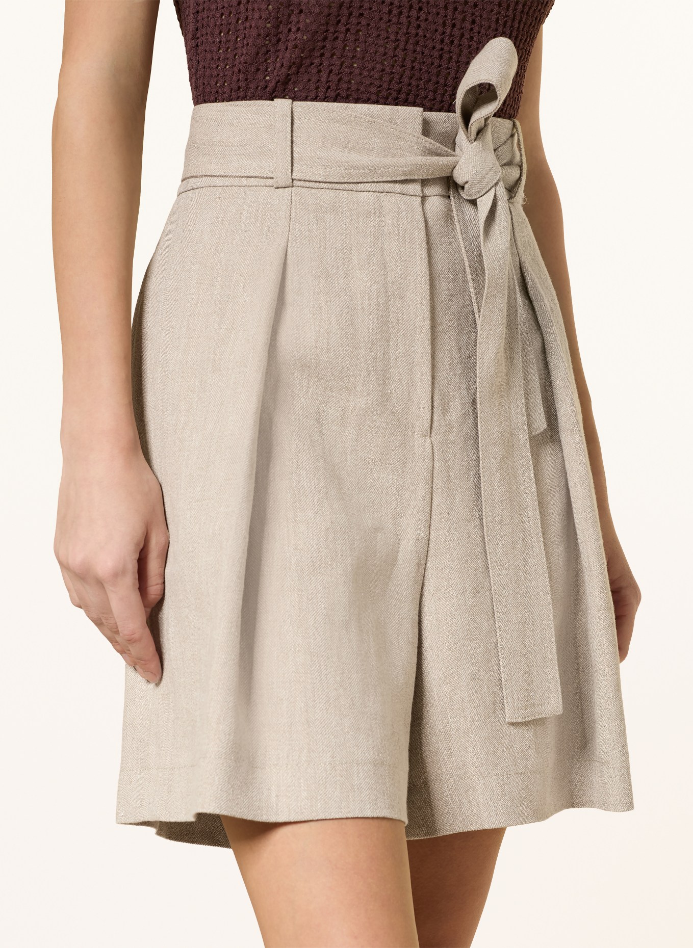 BOSS TOJUNA-short van linnen: TAUPE