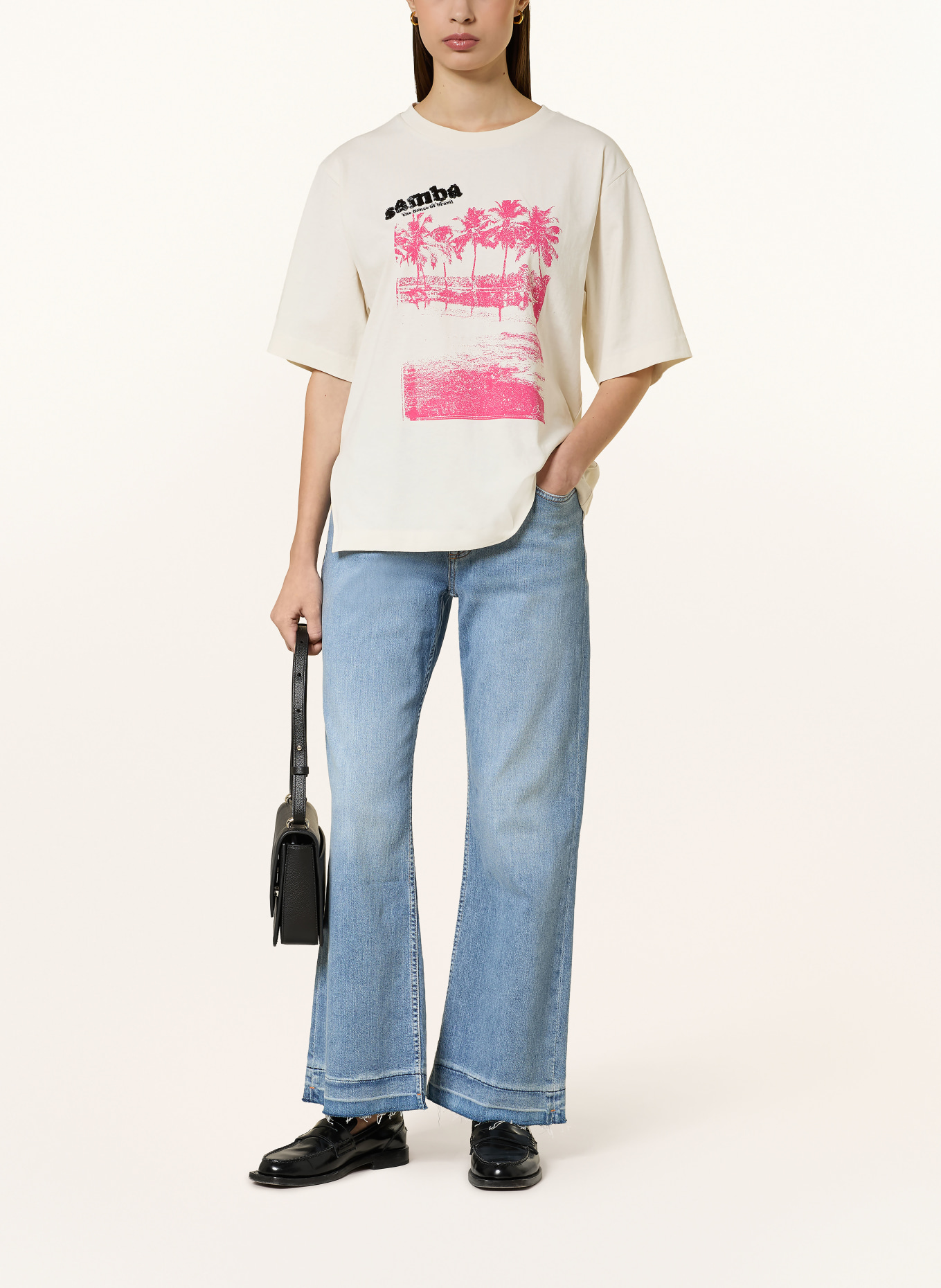 BOSS T-shirt EREGULAR met sieradenparels: ECRU / ROZE / ZWART