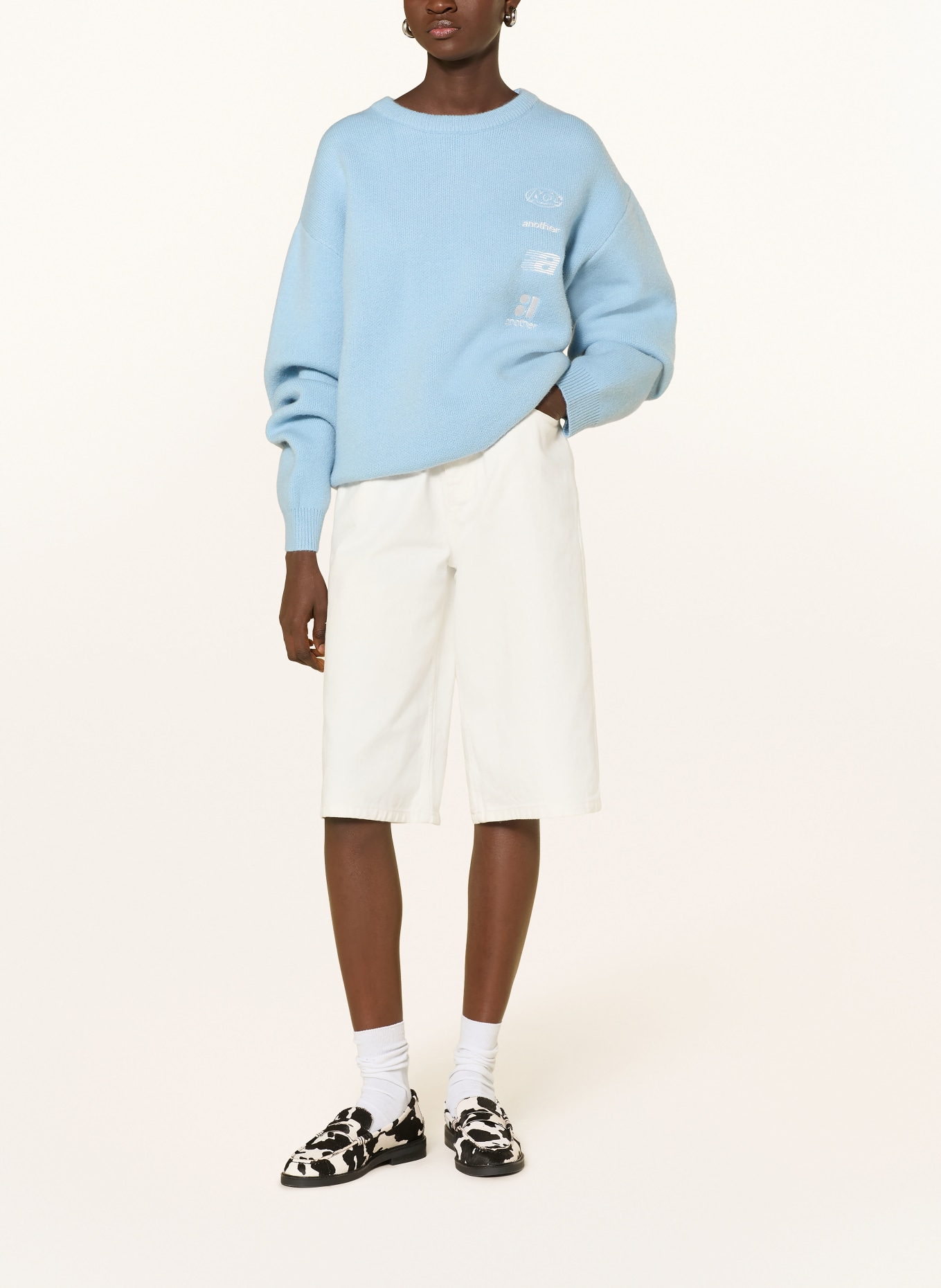 another COTTON LAB Oversized-Pullover FAR AWAY FROM HOME: HELLBLAU / WEISS