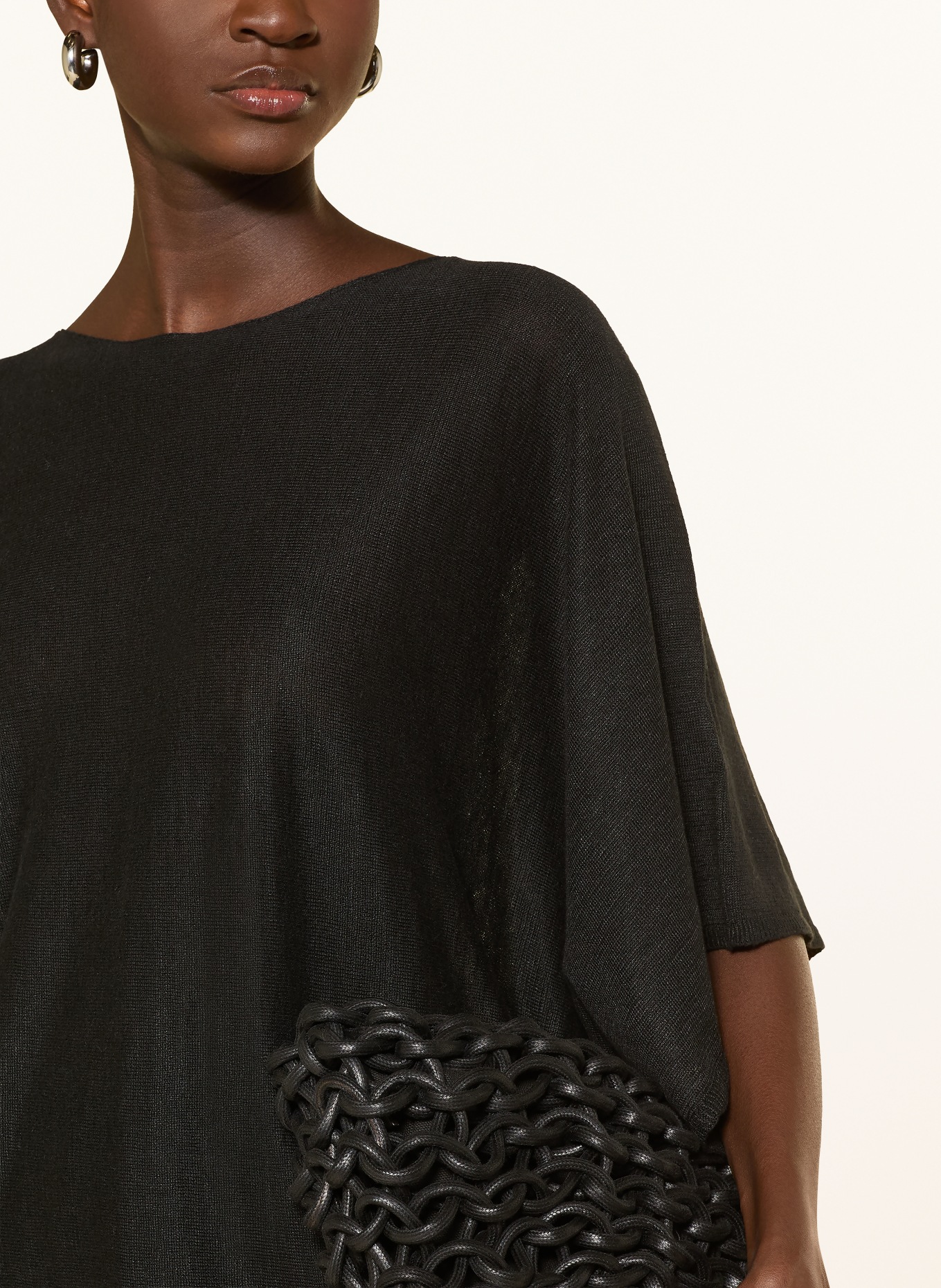 darling harbour poncho: BLACK