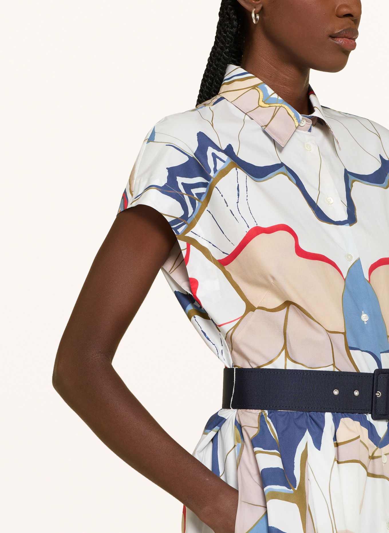 sara roka Hemdblusenkleid EDRINA: WEISS / BEIGE / BLAU