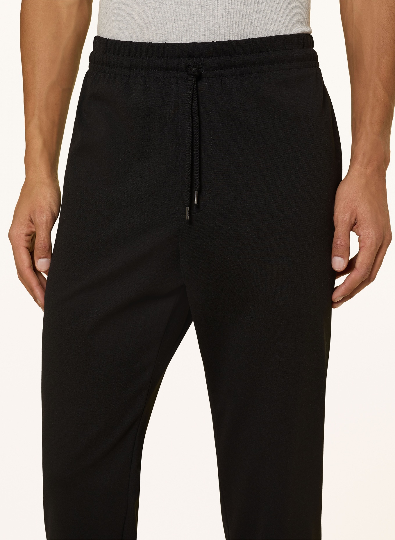 HARRIS WHARF LONDON Chino Regular Fit: SCHWARZ