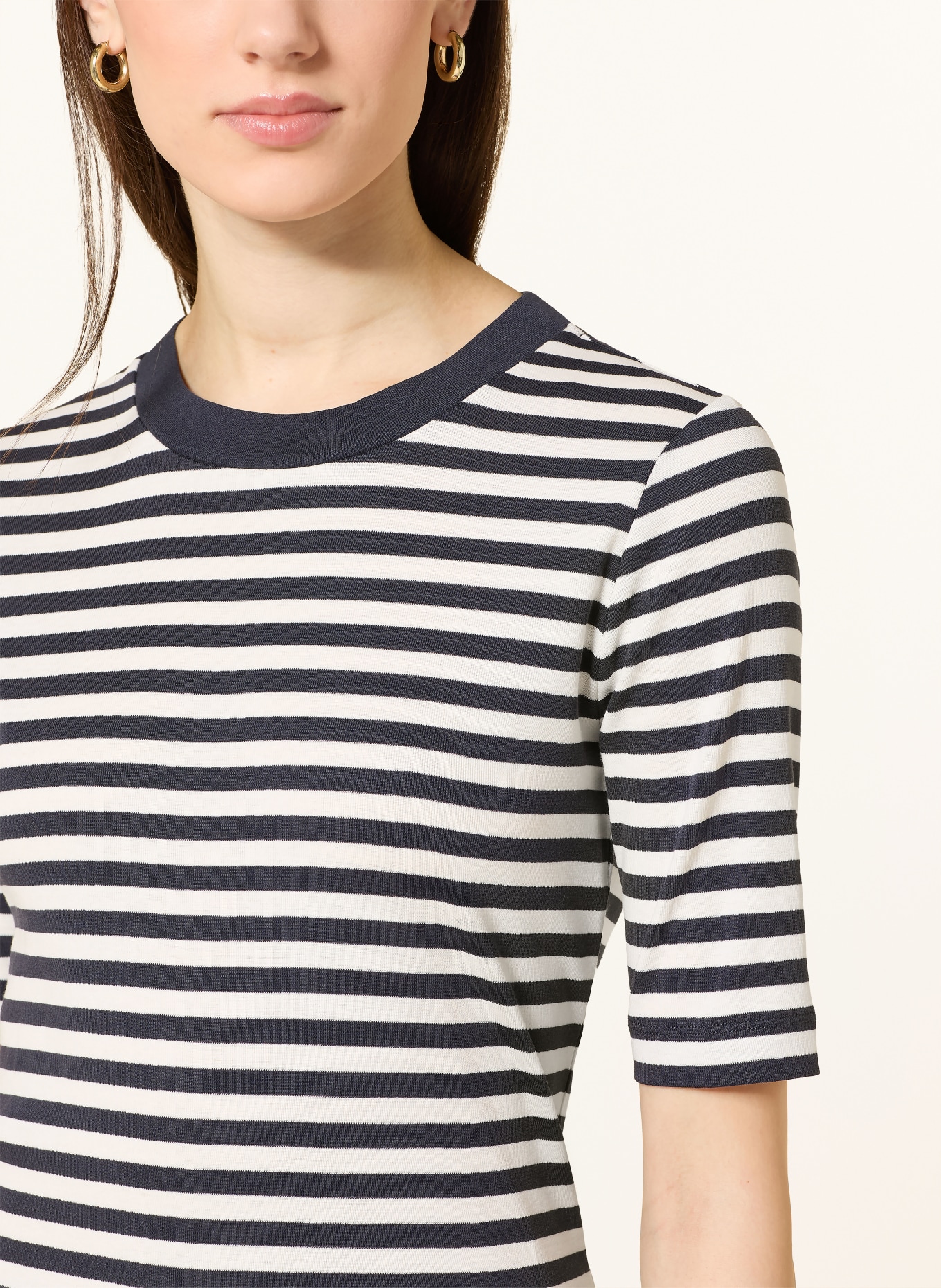 BOGNER T-shirt NIKINI: BLEU FONCÉ / BLANC