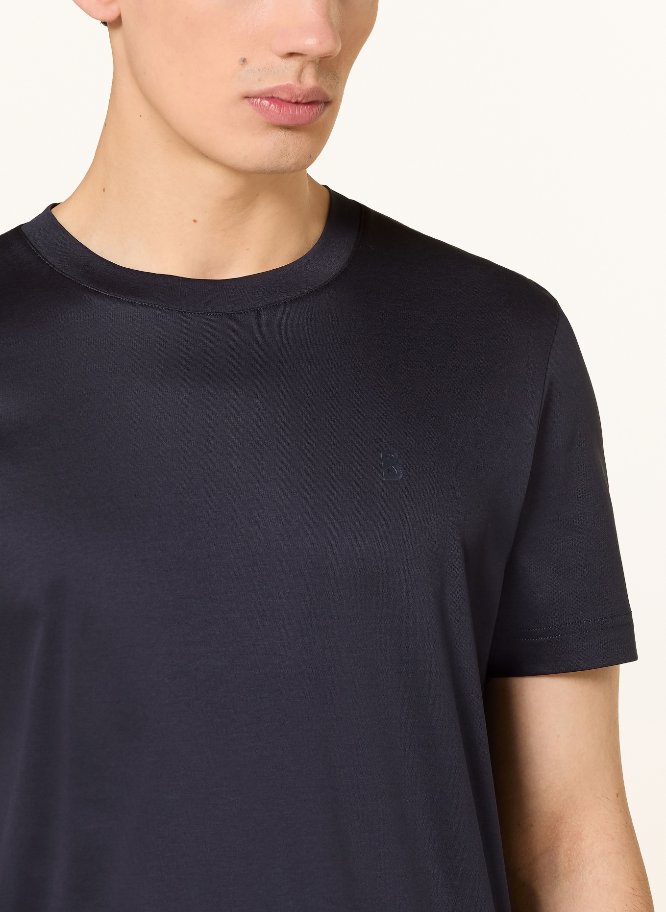 BOGNER T-shirt RYAN: DONKERBLAUW