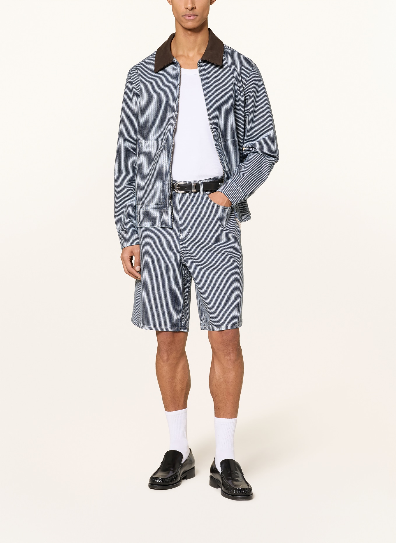 LES DEUX Short RYDER coupe ample: BLEU FONCÉ / BLANC