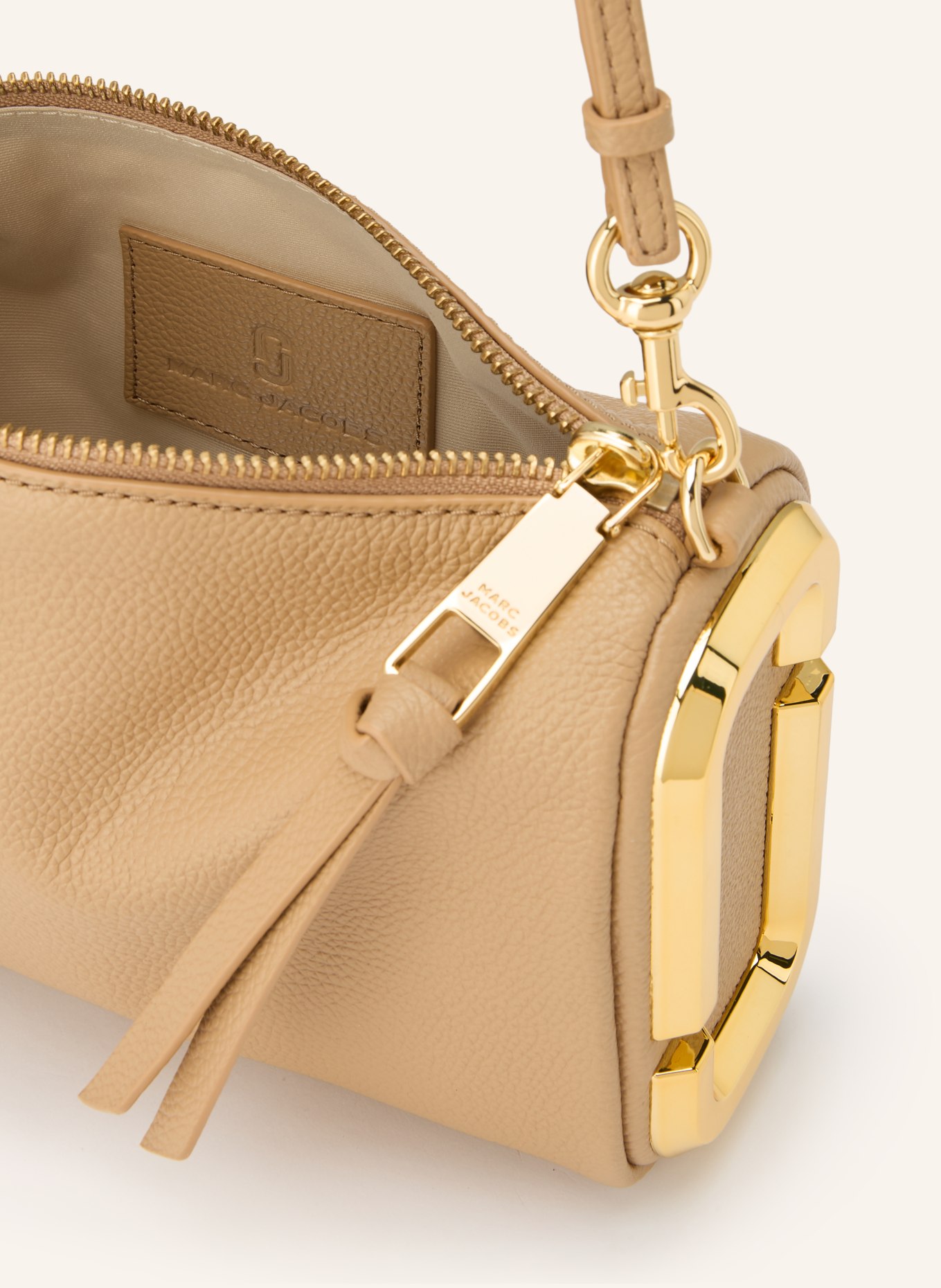 MARC JACOBS Schultertasche THE SNAPSHOT: CAMEL / GOLD