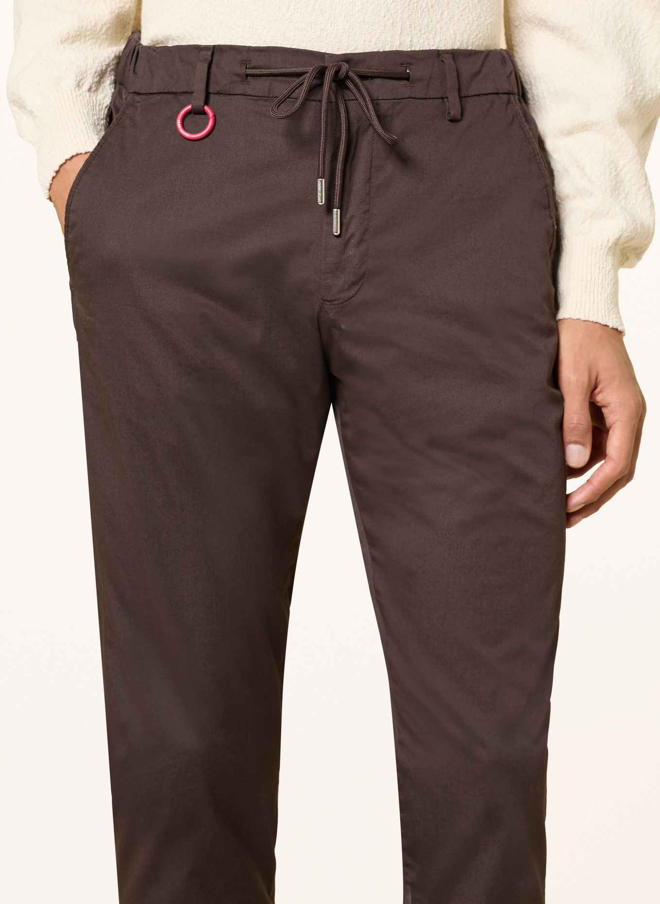 JOOP! JEANS Chino MAXTON o nowoczesnym kroju: CIEMNOBRĄZOWY