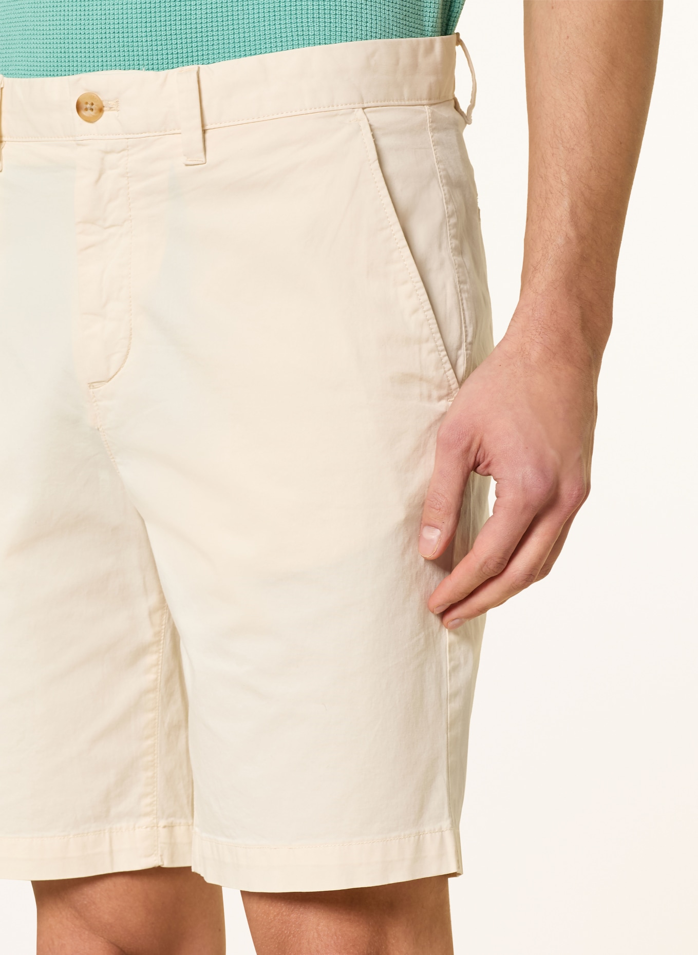 GANT Short chino coupe classique: ÉCRU