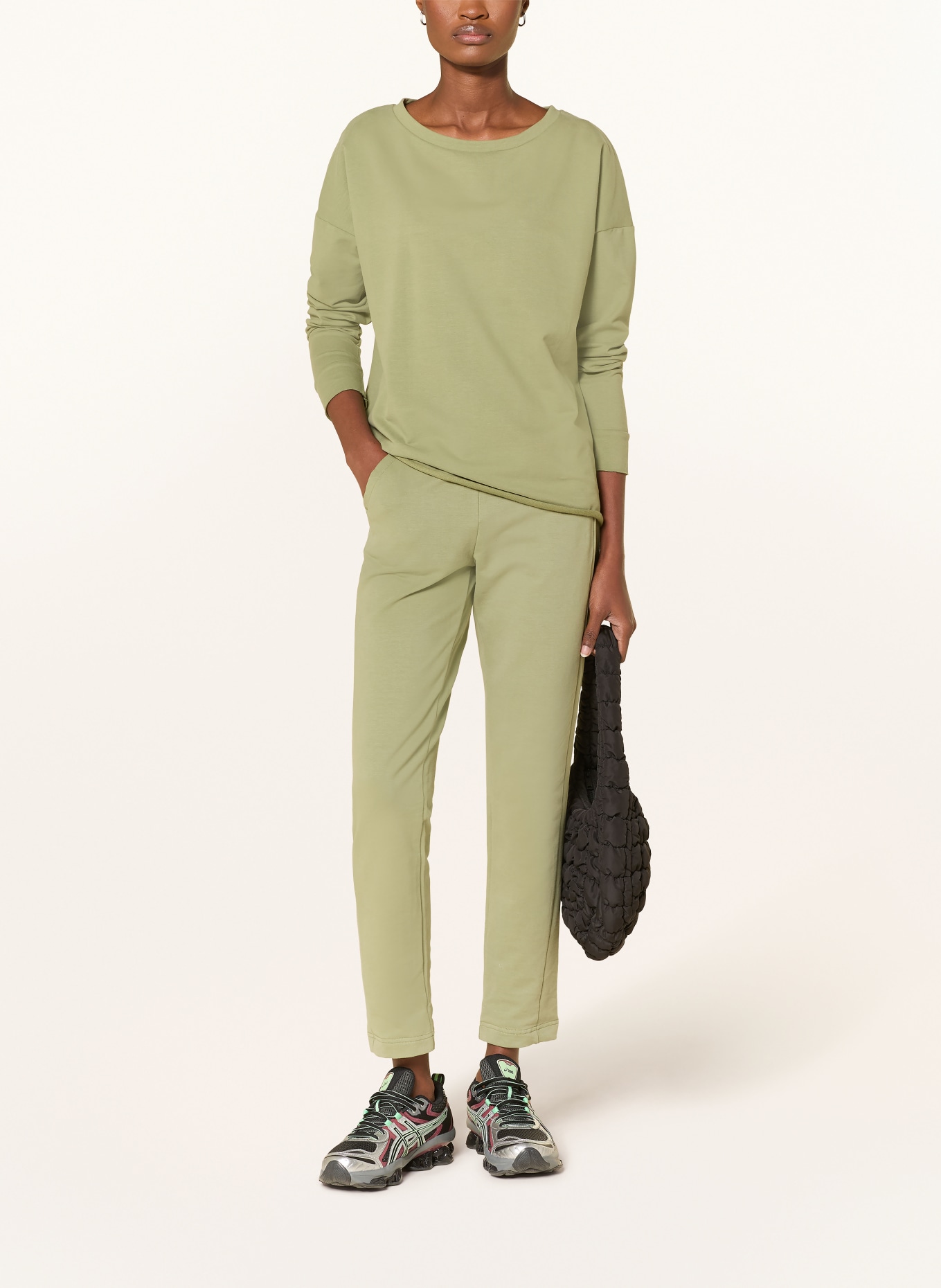 ELBSAND Sweatshirt RIANE: OLIV