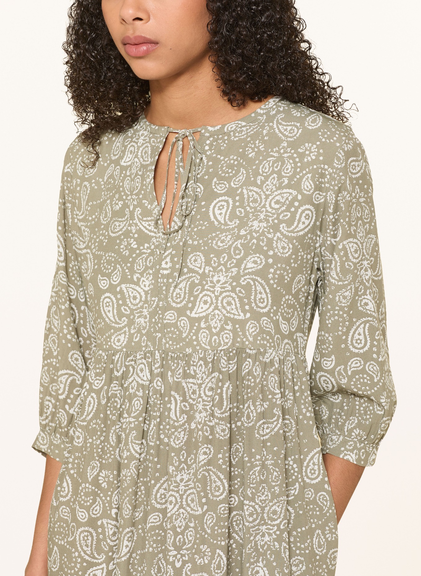 Juvia MALOU dress with 3/4 sleeves: OLIVE / WHITE