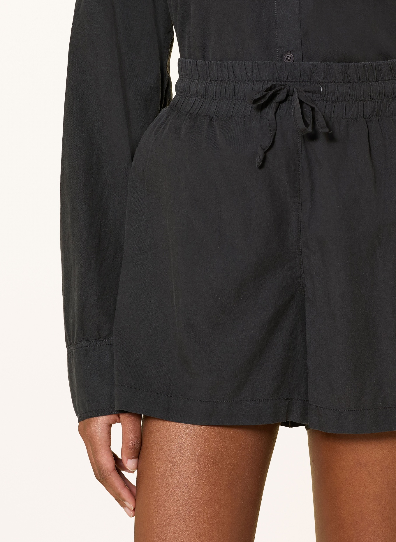 Juvia Shorts HILJA: DUNKELBLAU