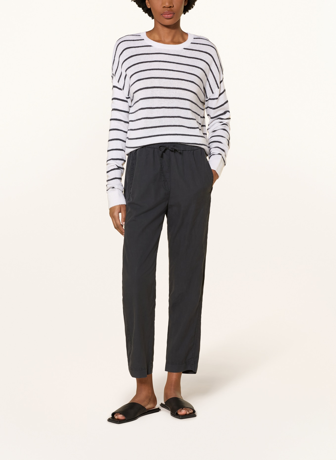 Juvia Pullover SHANIA: WEISS / SCHWARZ