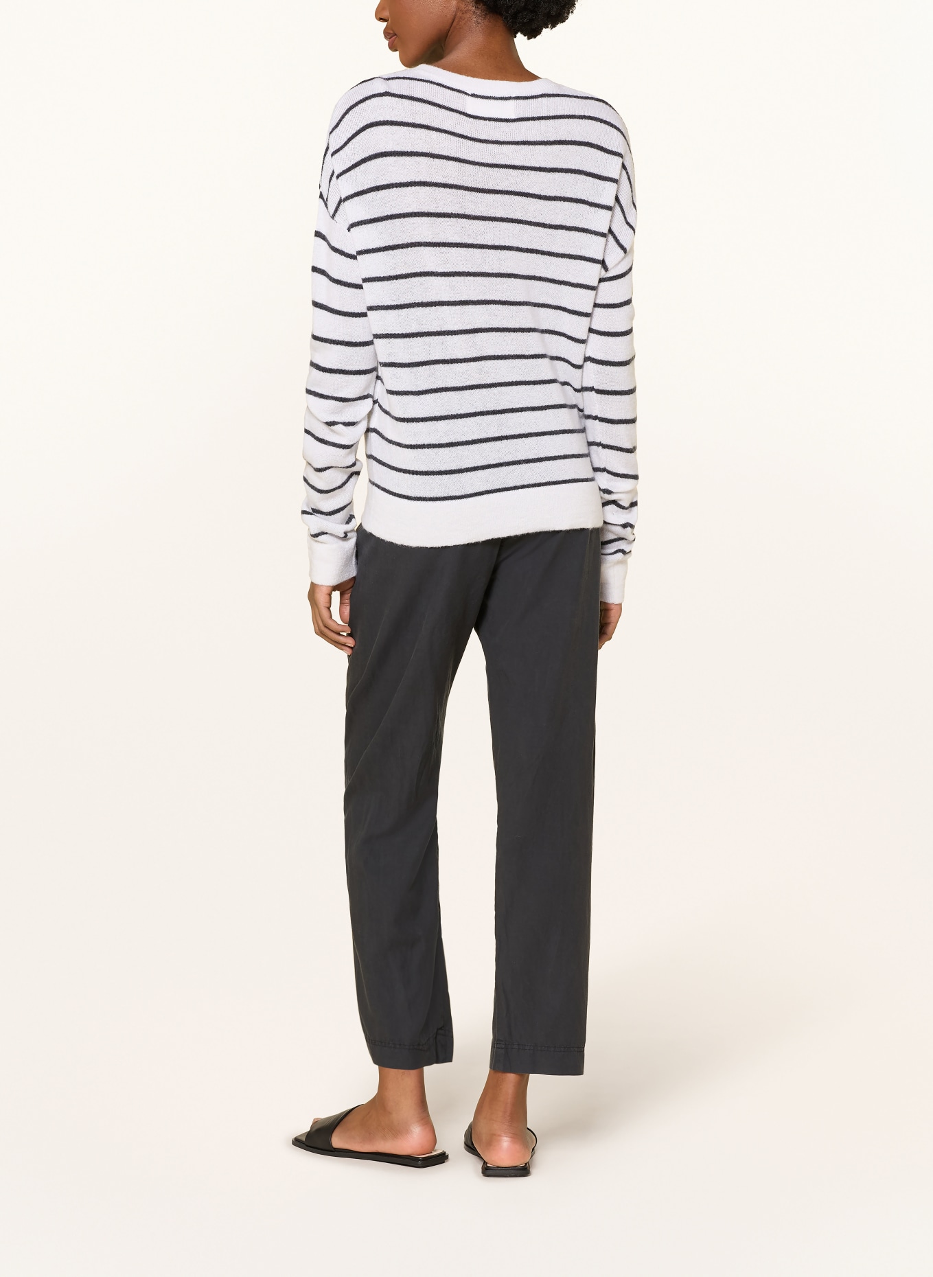 Juvia Pullover SHANIA: WEISS / SCHWARZ