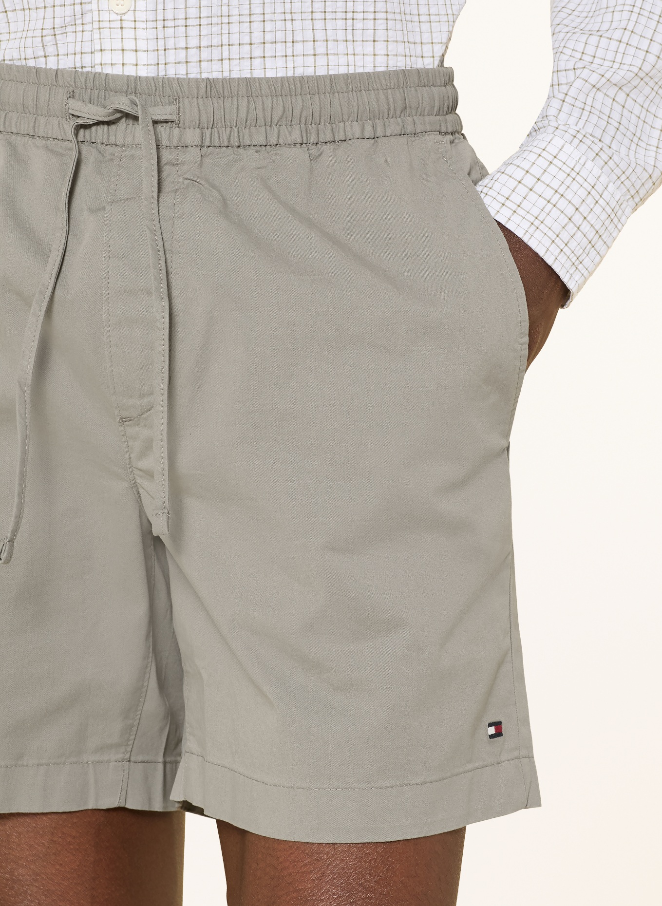 TOMMY HILFIGER Shorts DOVER Regular Fit: GRAU