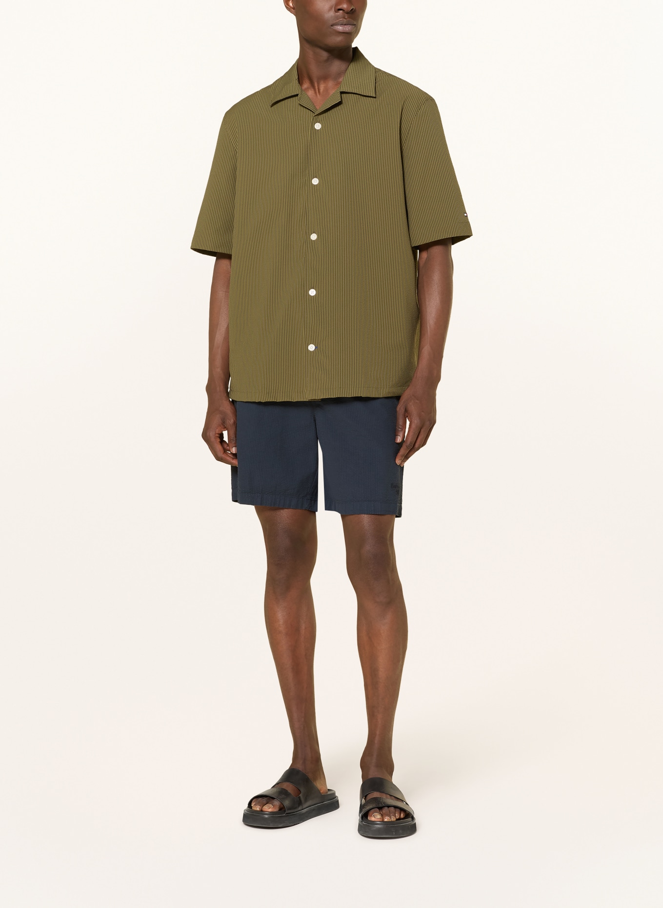 TOMMY HILFIGER Resorthemd Relaxed Fit: OLIV / DUNKELGRÜN