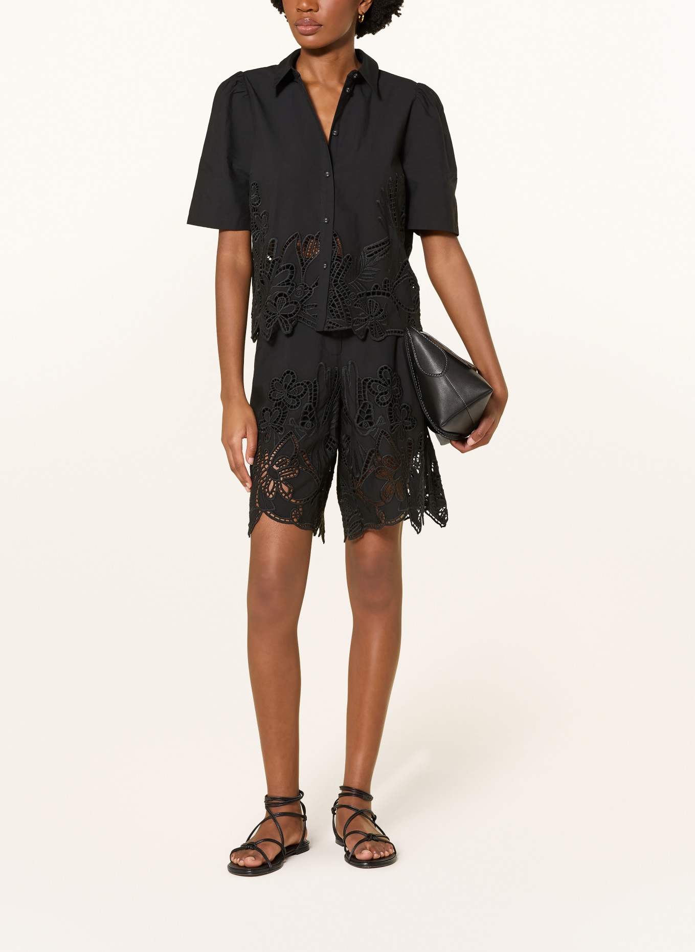 RIANI Bermuda à dentelle ajourée: NOIR