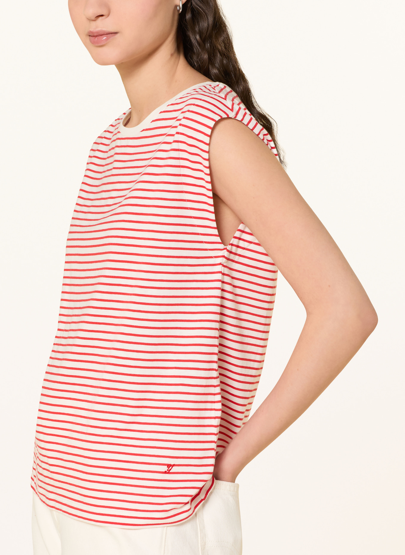 YERSE Top: WEISS / ROT