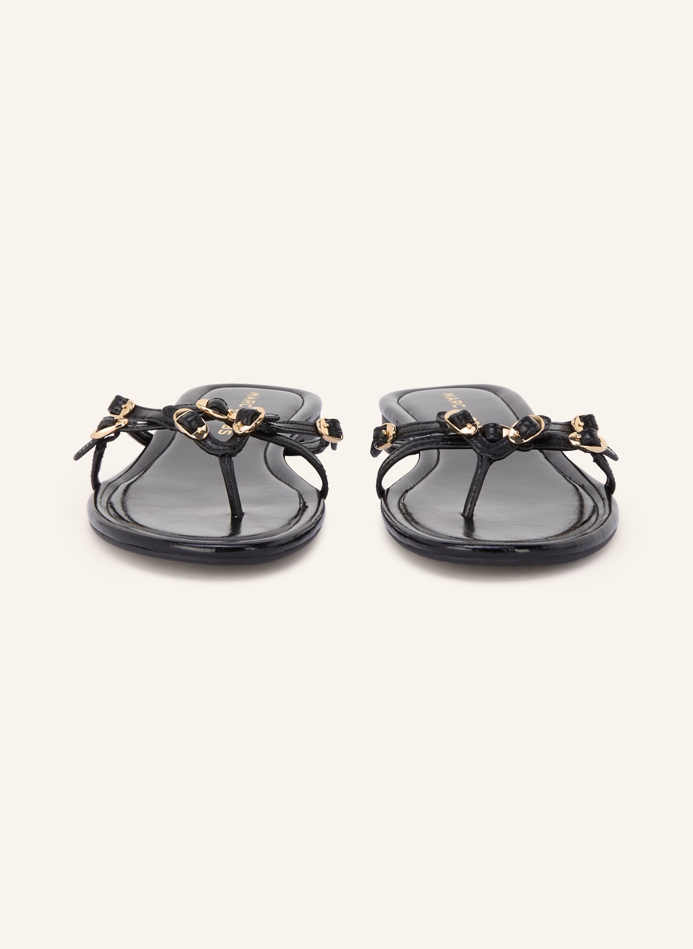 MARC JACOBS Tussenslipper THE KIKI SANDAL: ZWART / GOUD