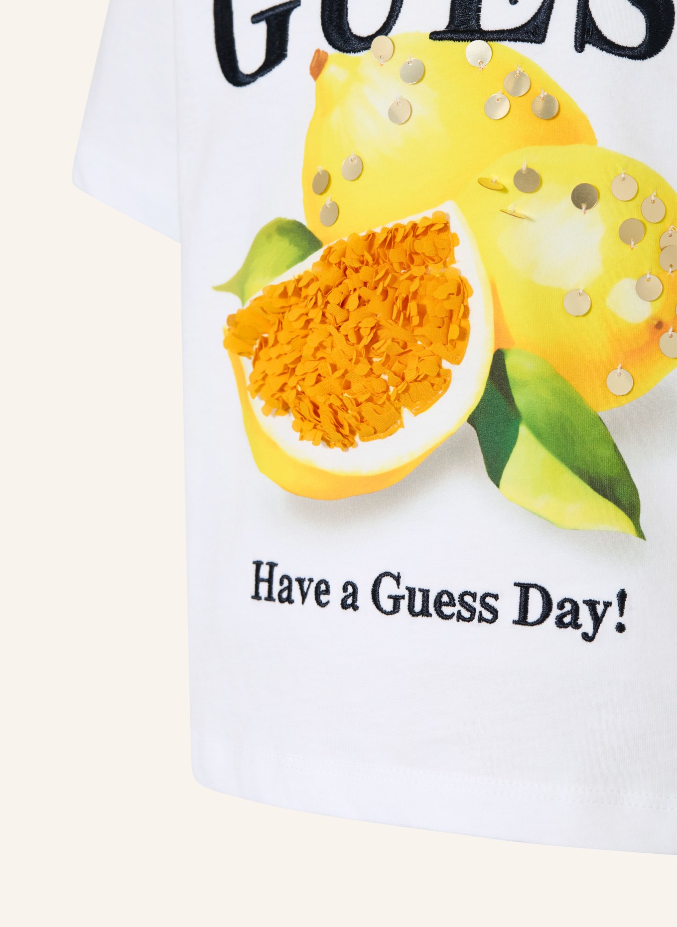 GUESS Sequin T-shirt: WHITE / YELLOW / DARK BLUE