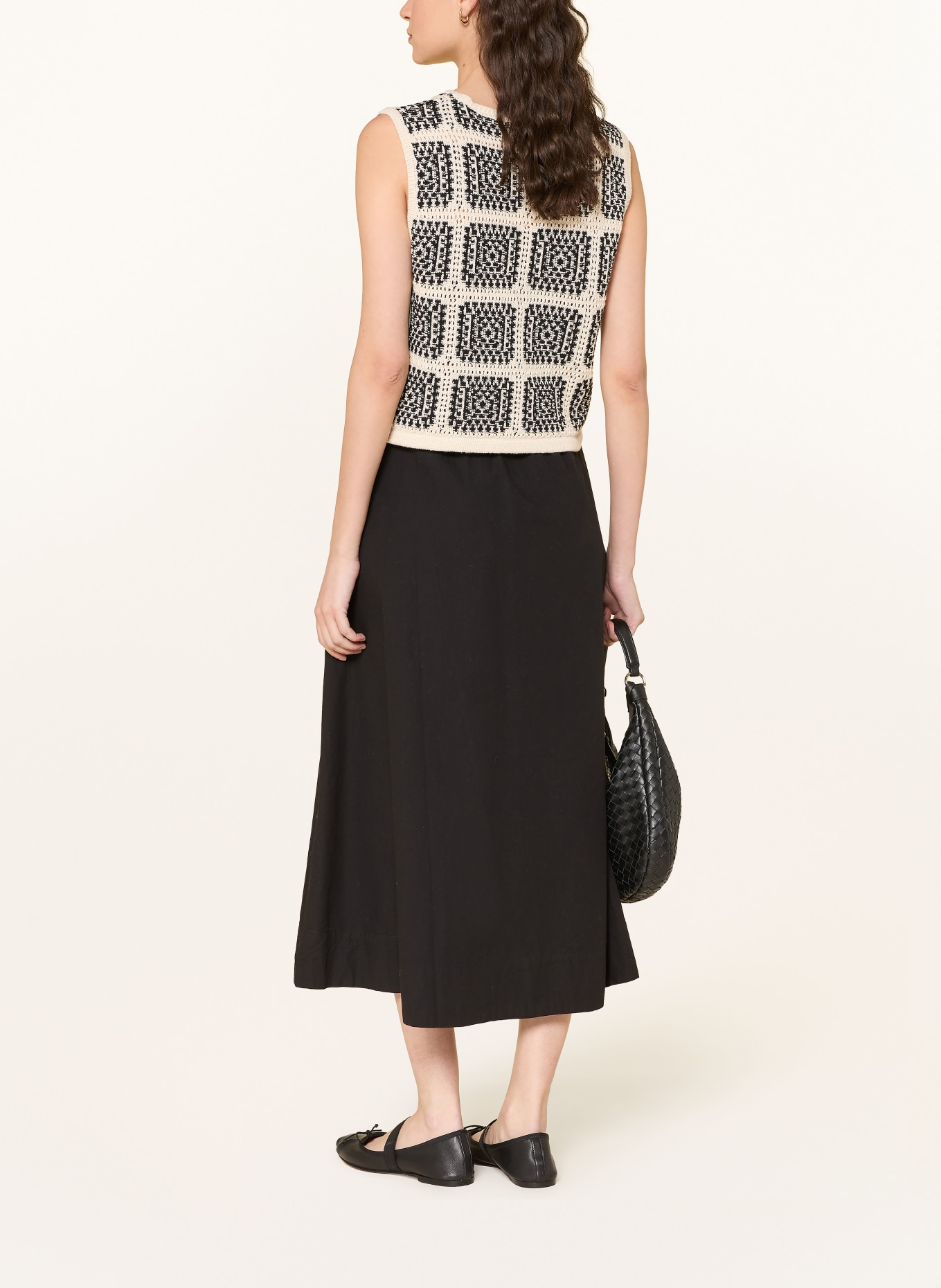 ONLY knitted vest: BLACK / ECRU