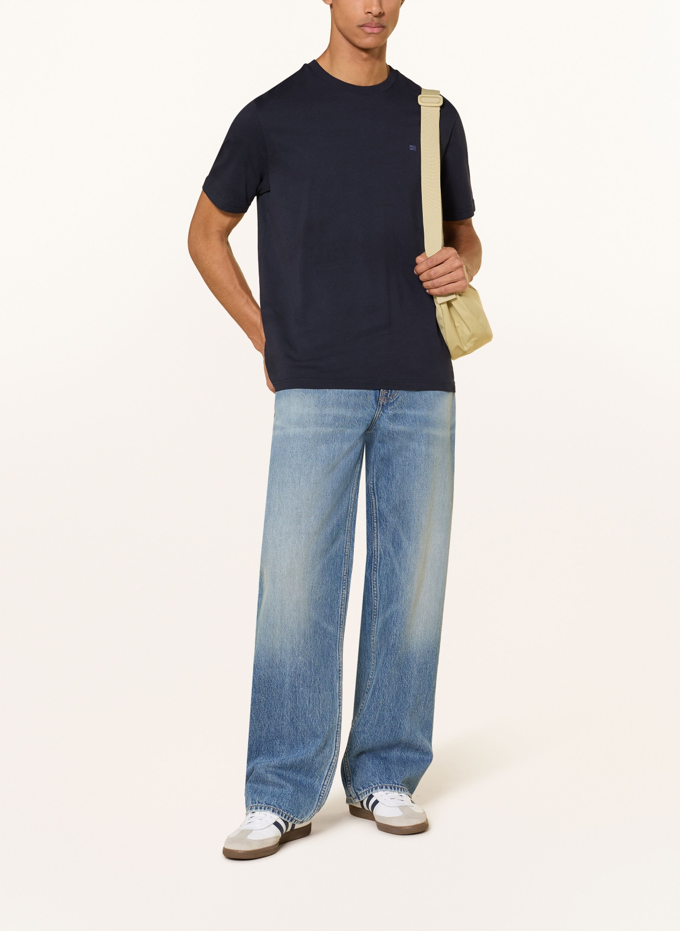 NAPAPIJRI Tričko S-NEDLES: TMAVĚ MODRÁ