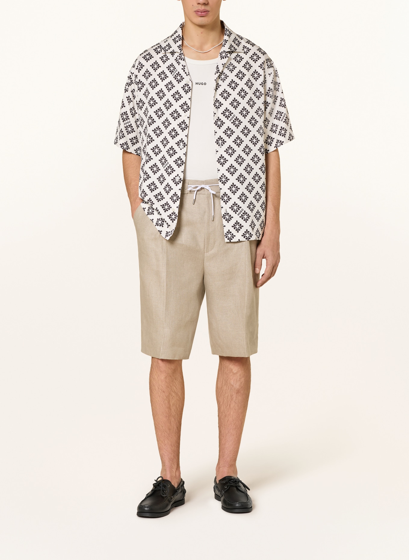 HUGO Resorthemd ESPINO Comfort Fit: ECRU / SCHWARZ