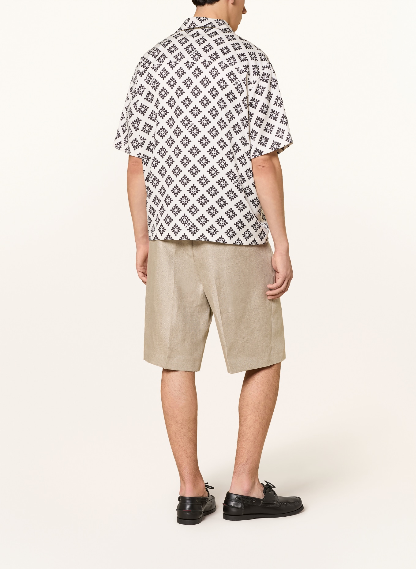 HUGO Resorthemd ESPINO Comfort Fit: ECRU / SCHWARZ