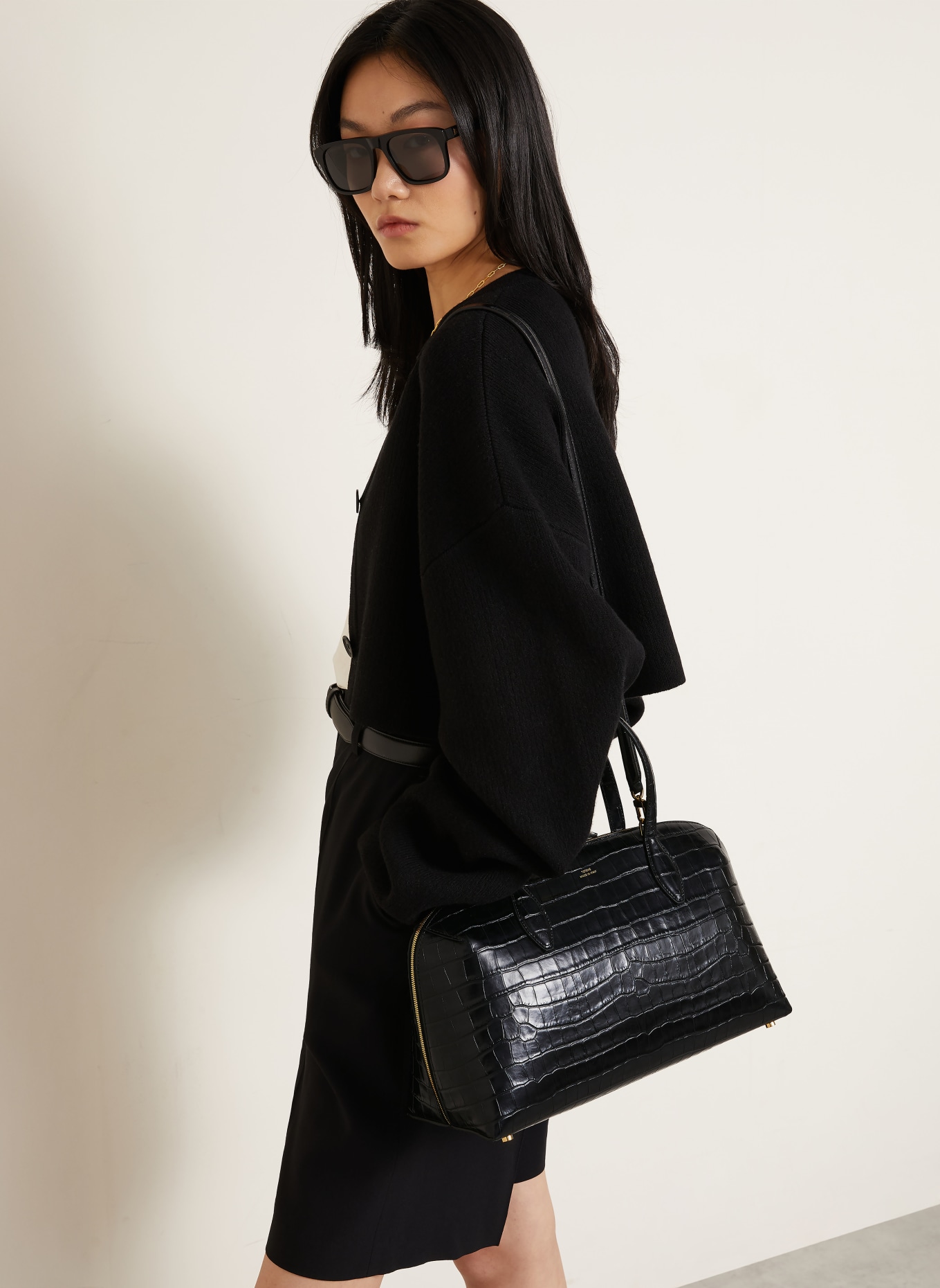 TOTEME kabelka: ČERNÁ / ZLATÁ