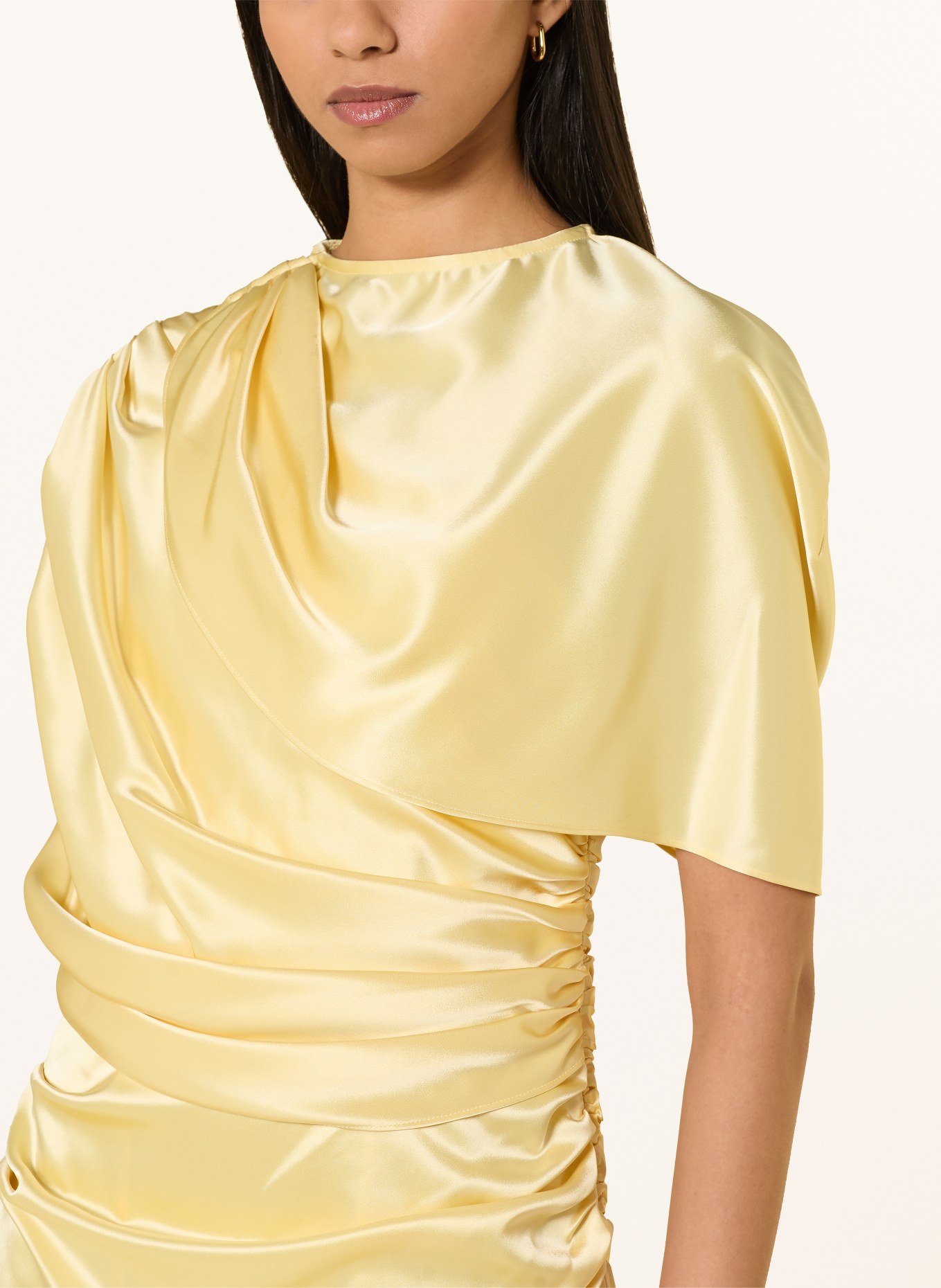 MALINA CASSIA-jurk met één schouder van satijn: LICHTGEEL