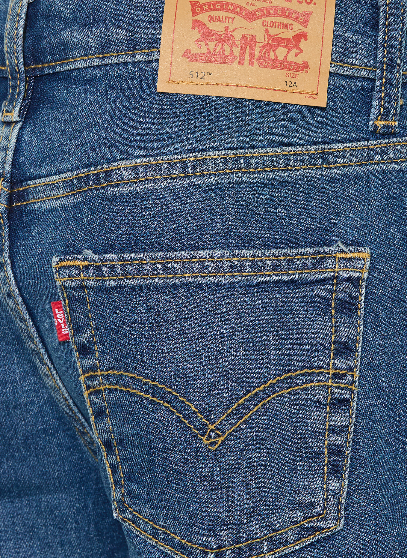 Levi's® Jeans 512 Slim Taper Fit: M8T POR VIDA