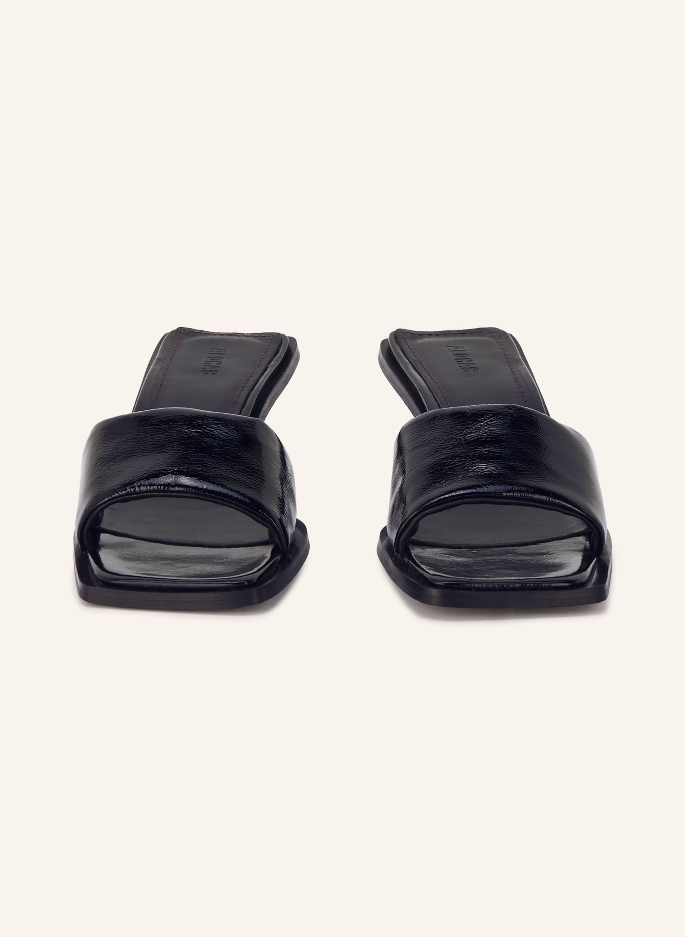 ALOHAS Mules KIA: BLACK