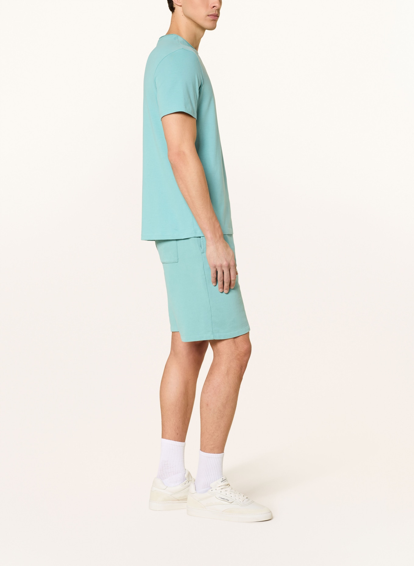 ELBSAND MAILO sweat shorts: TURQUOISE