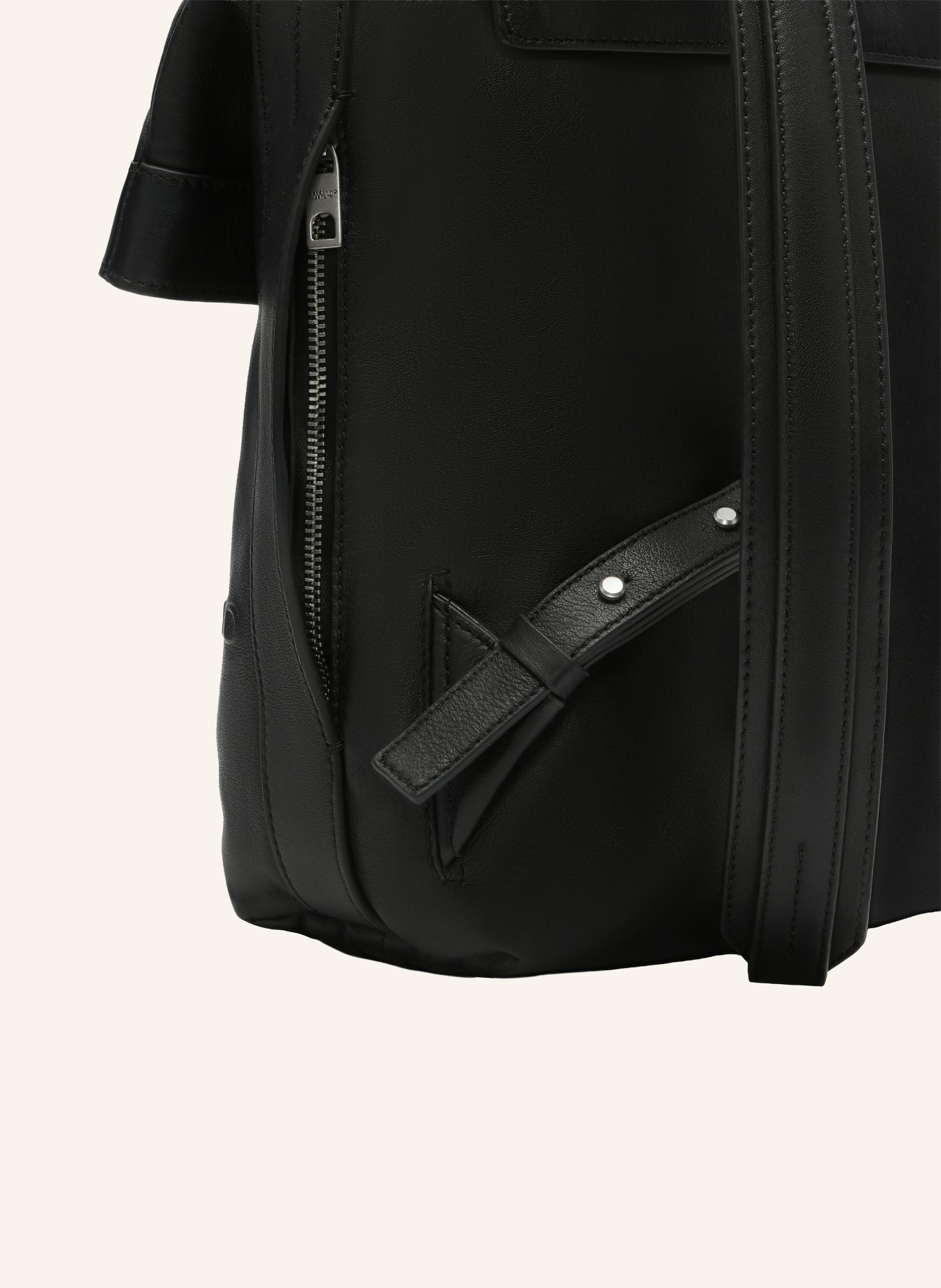 LIEBESKIND ELVIRA MEDIUM backpack: BLACK
