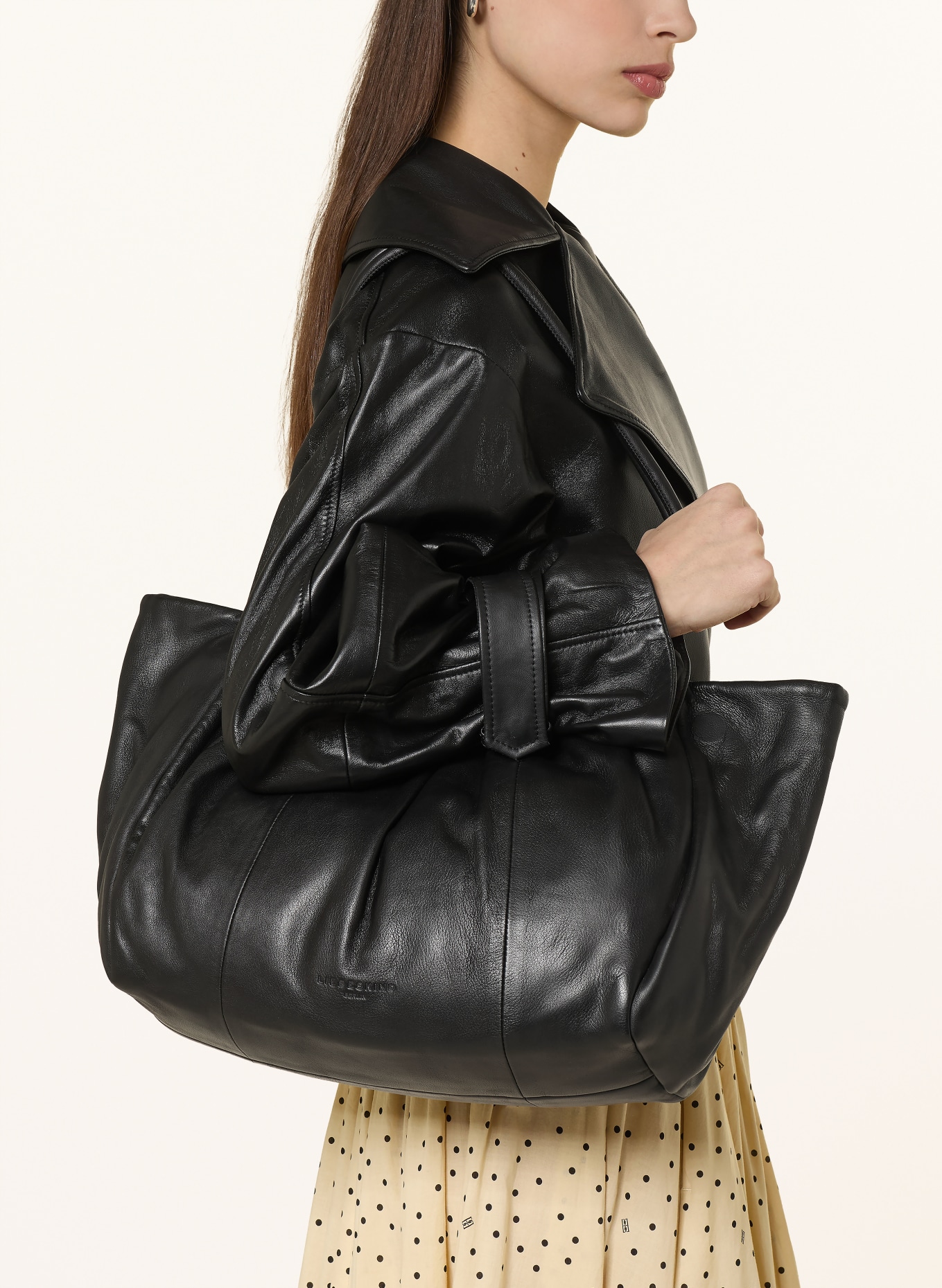 LIEBESKIND Shopper CLOUD II MEDIUM: ZWART