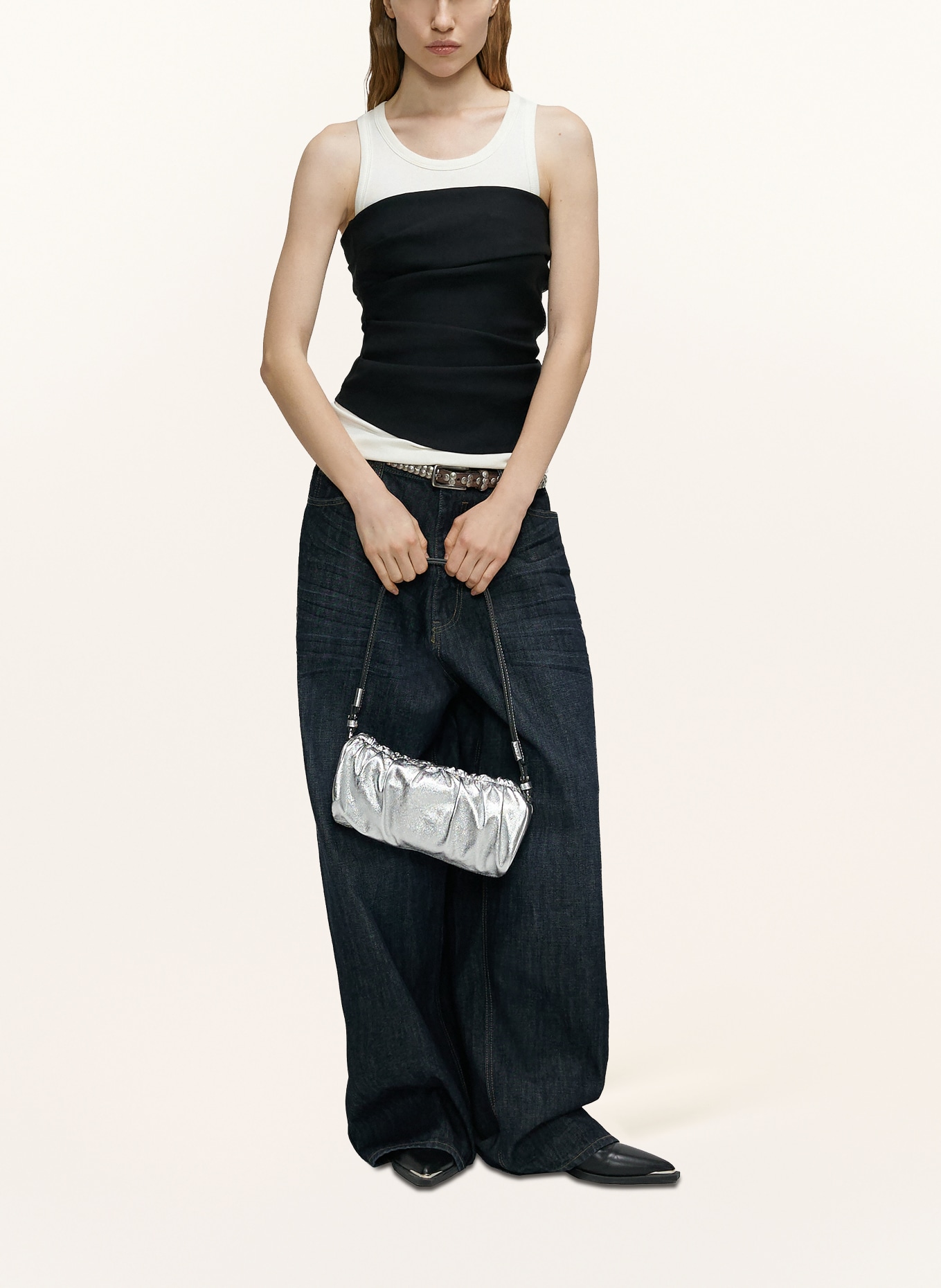 LIEBESKIND Umhängetasche CLOUD XS: SILBER