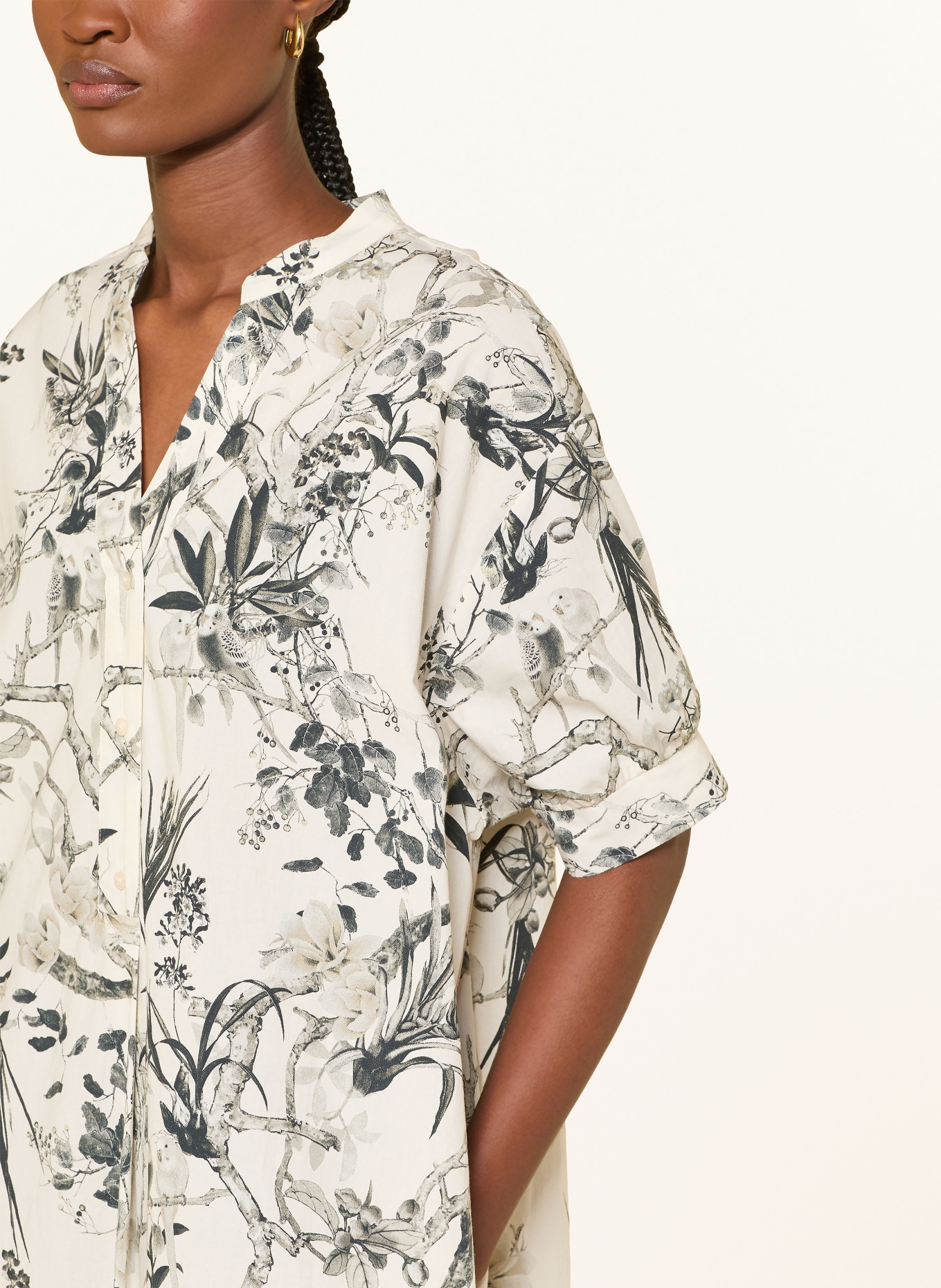 ROBE LÉGÈRE Jurk: BEIGE / ZWART