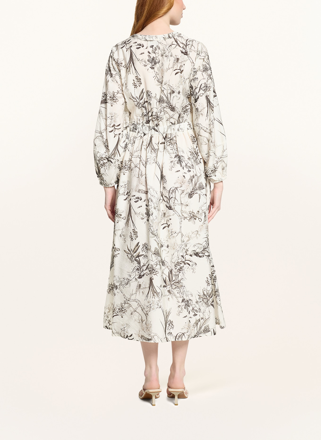 ROBE LÉGÈRE robe: BLANC / GRIS / NOIR