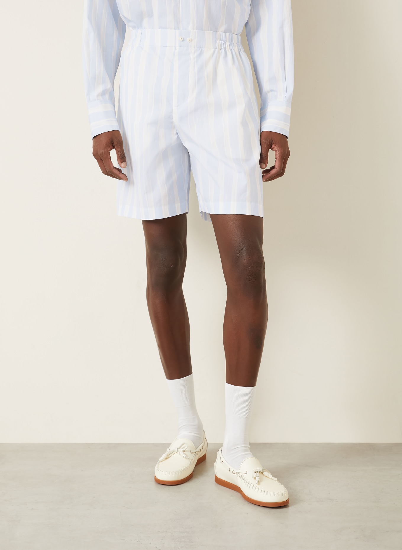 JACQUEMUS Shorts LE SHORT CALECON: HELLBLAU / WEISS