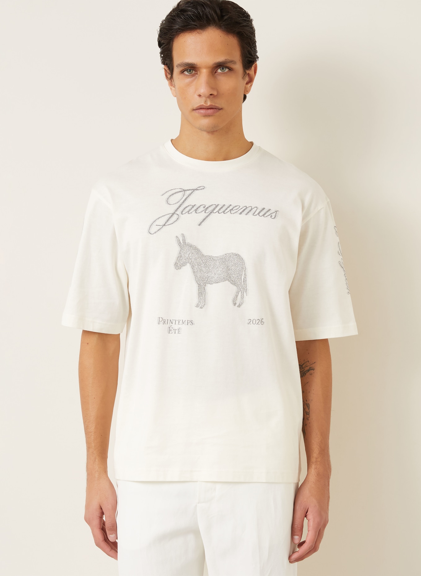 JACQUEMUS T-shirt LE TSHIRT ANE: ECRU / GRIJS