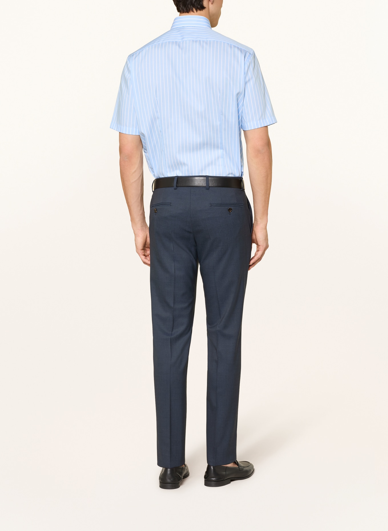 OLYMP Kurzarm-Hemd Luxor modern fit: HELLBLAU / WEISS