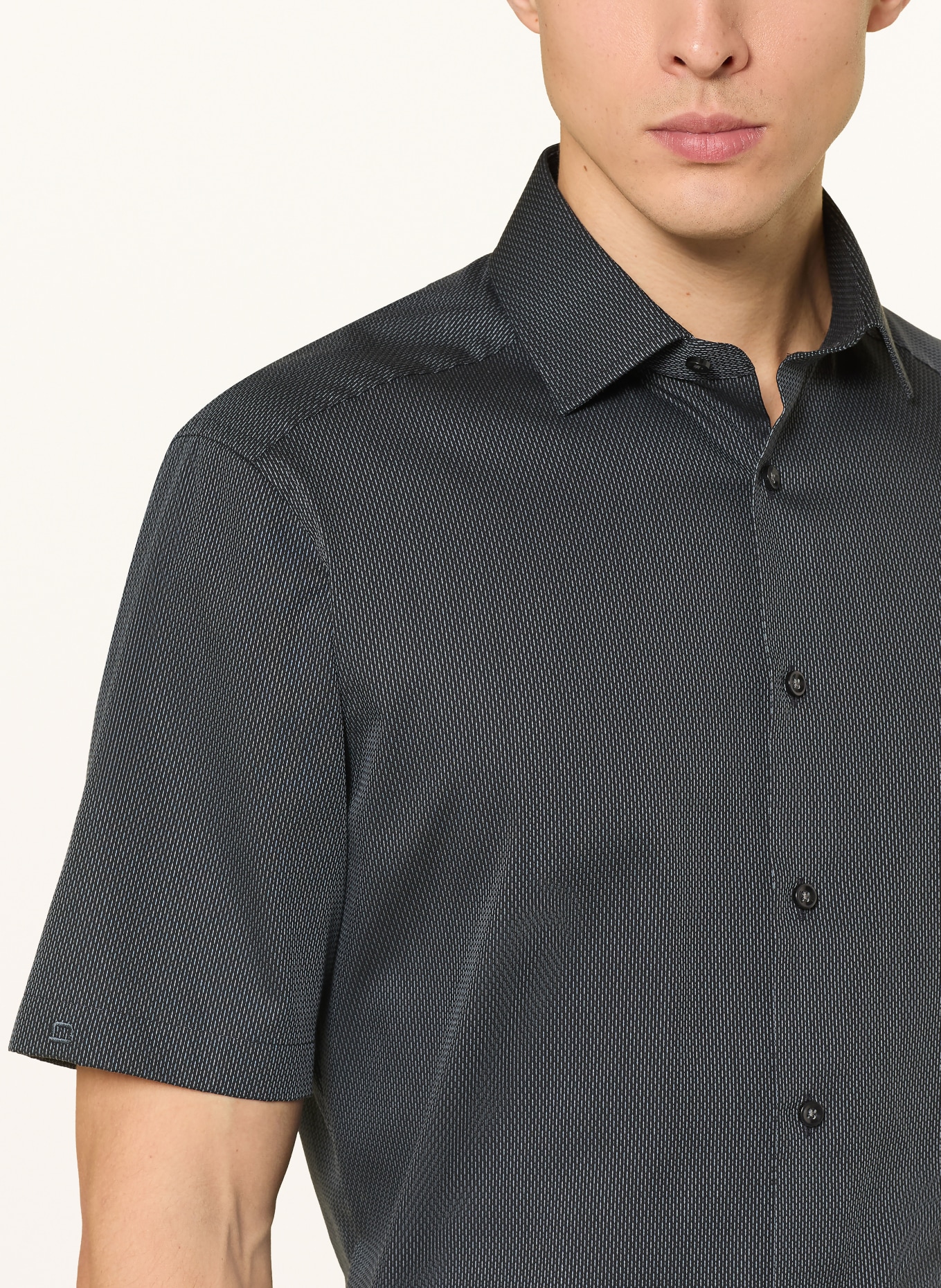 OLYMP Chemise à manches courtes Luxor coupe moderne: GRIS FONCÉ / GRIS