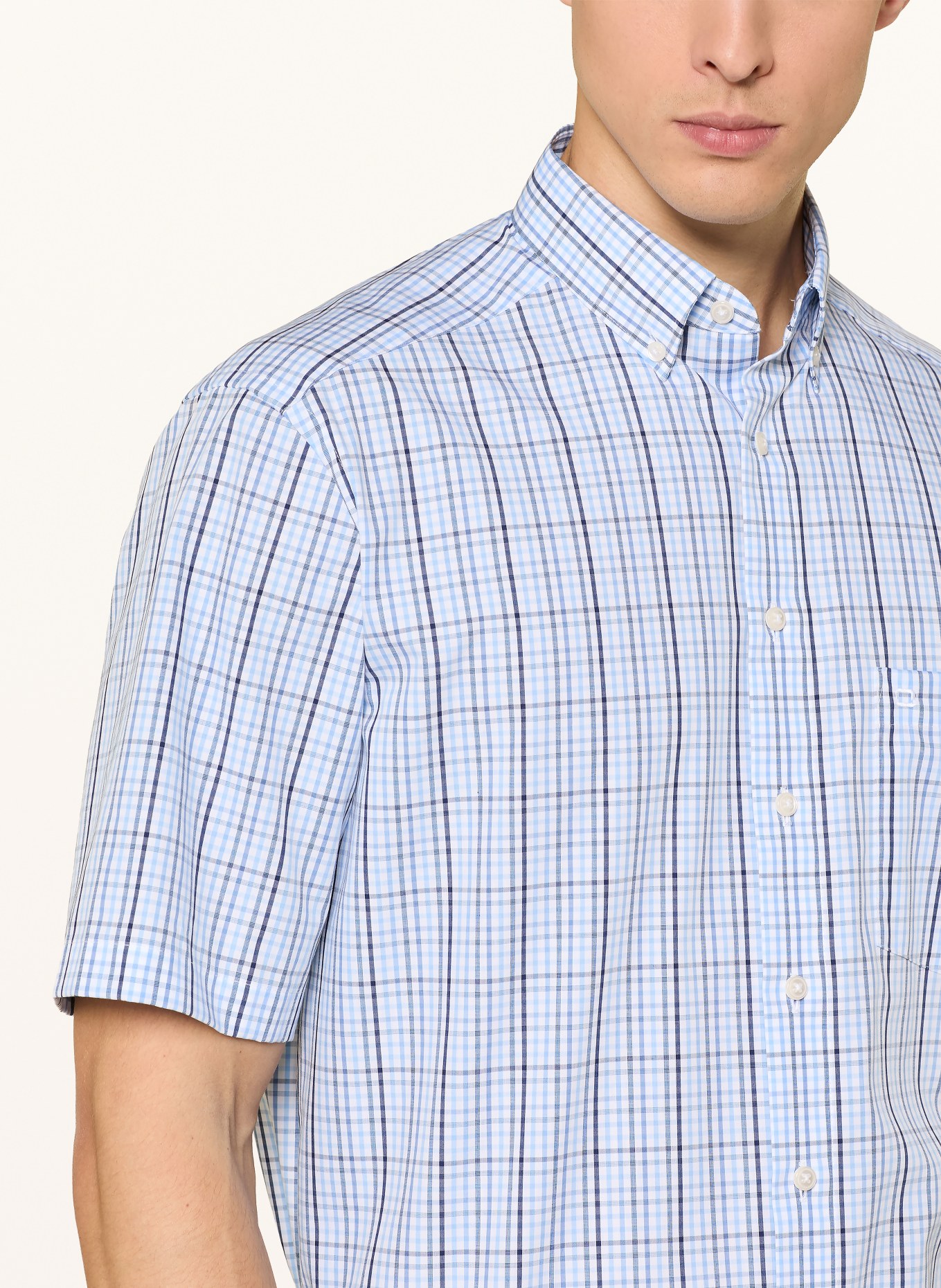 OLYMP Kurzarm-Hemd Luxor comfort fit: HELLBLAU / DUNKELBLAU / WEISS